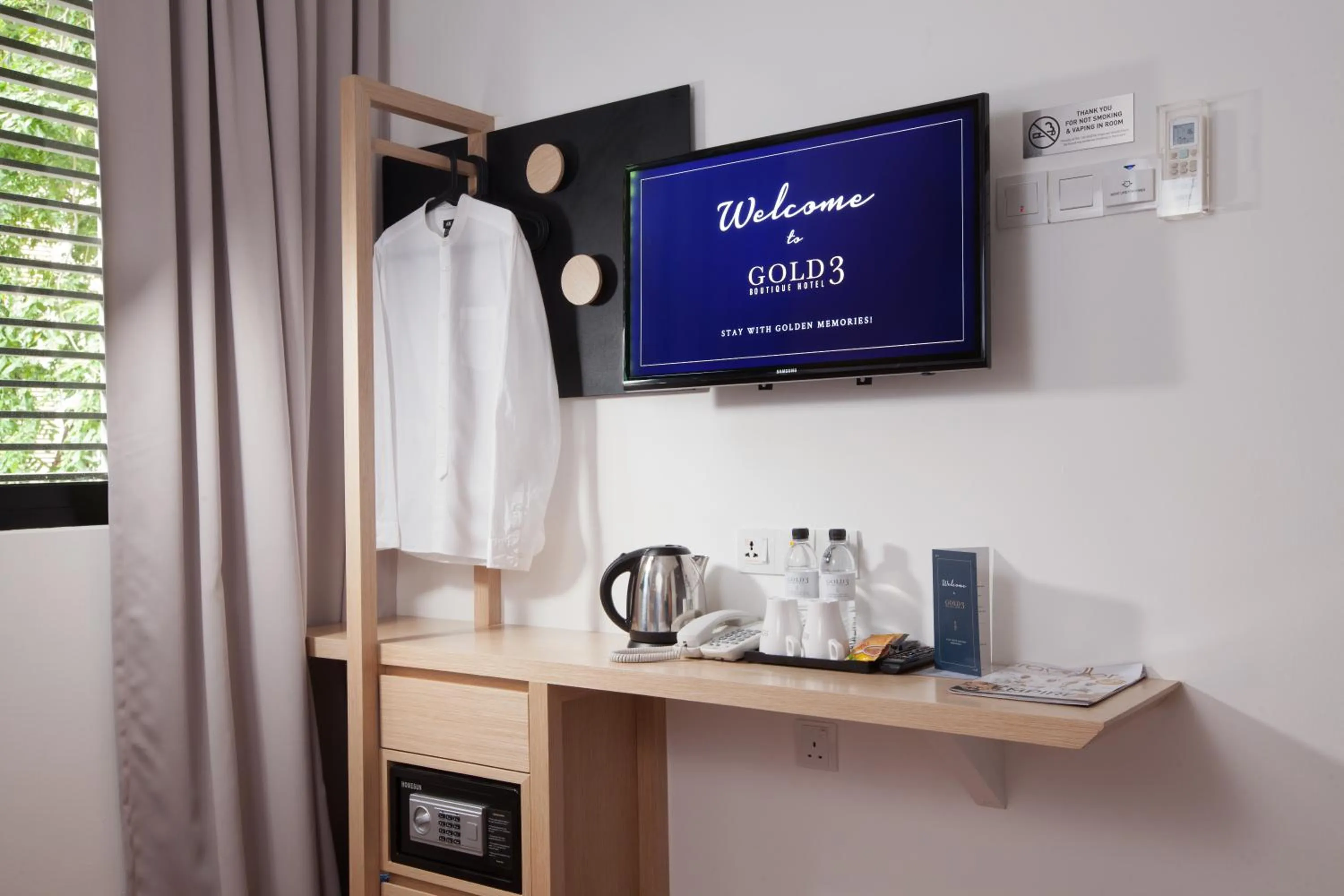 TV and multimedia in Gold3 Boutique Hotel