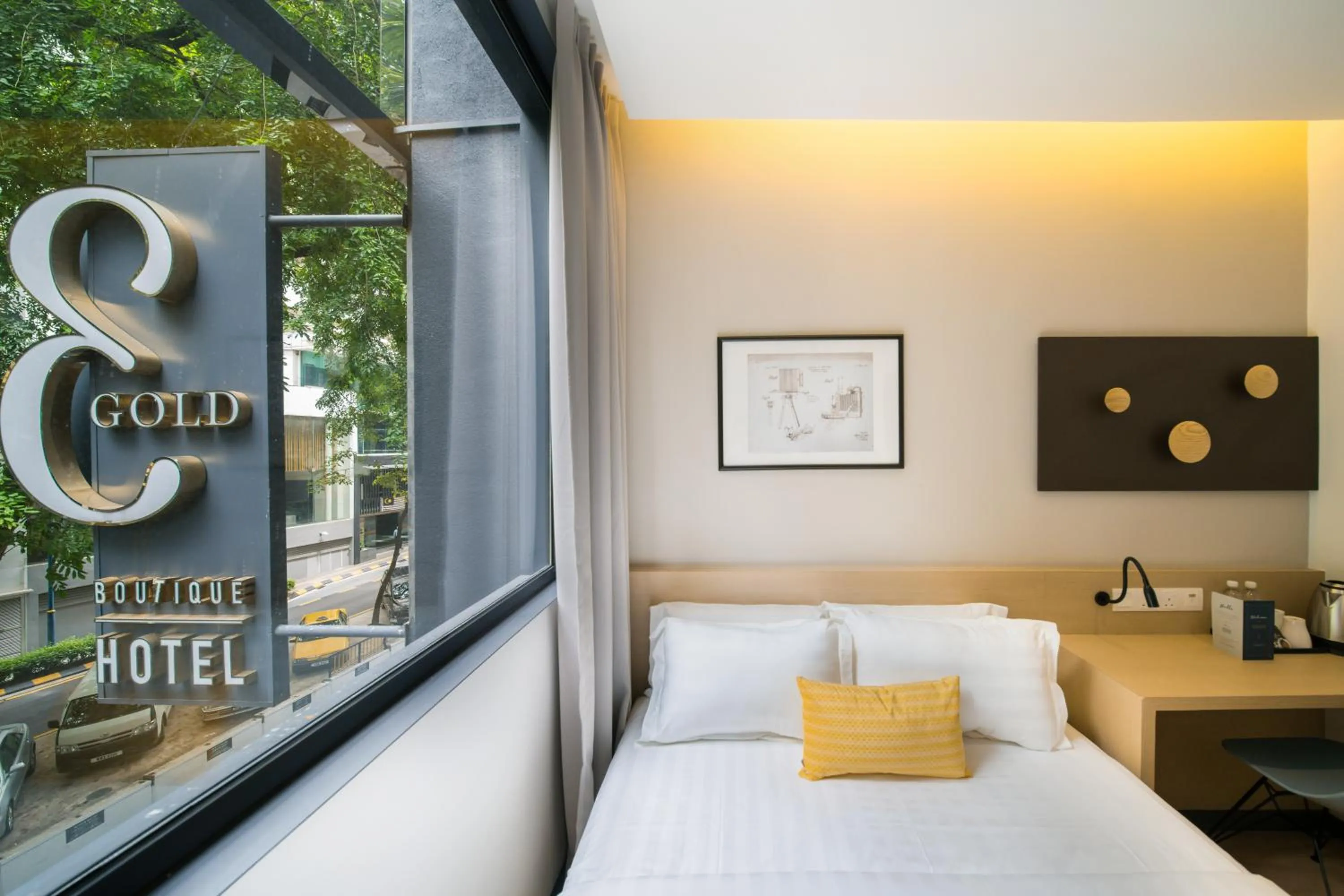 Bed in Gold3 Boutique Hotel