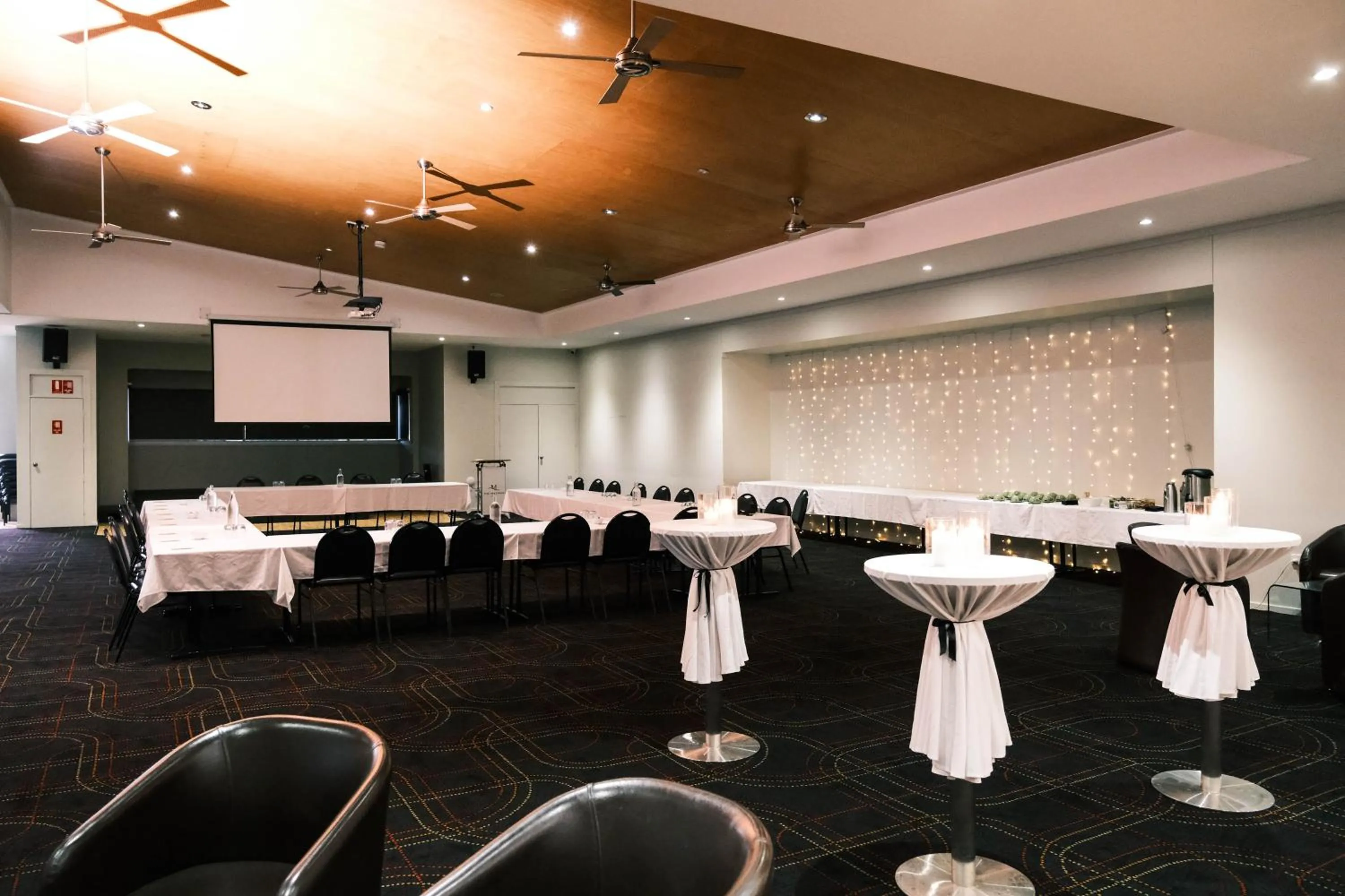Meeting/conference room in The Mayfair Emerald