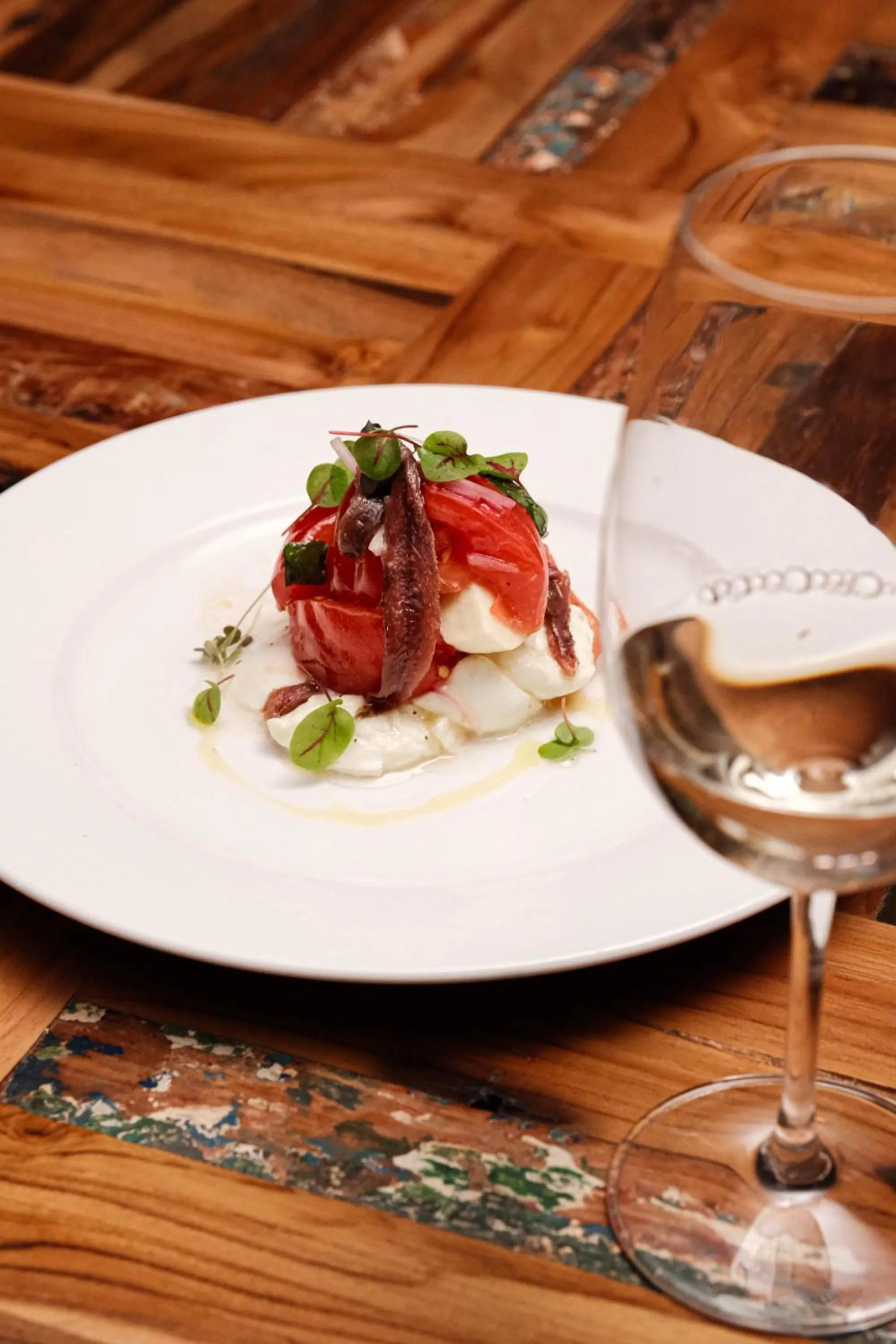 Restaurant/places to eat in The Mayfair Emerald