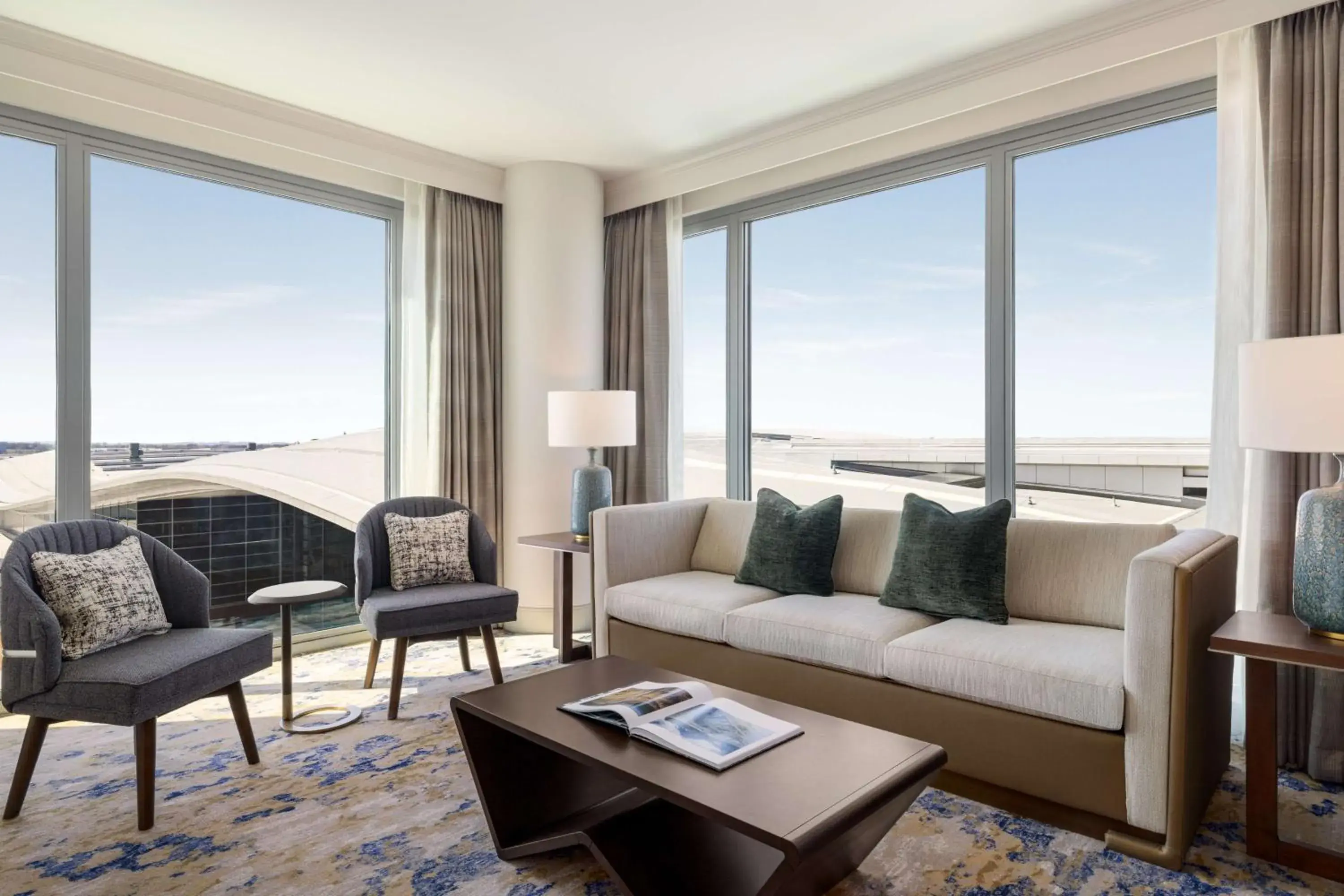 Living room in Hilton BNA Nashville Airport Terminal Living room in Hilton BNA Nashville Airport Terminal