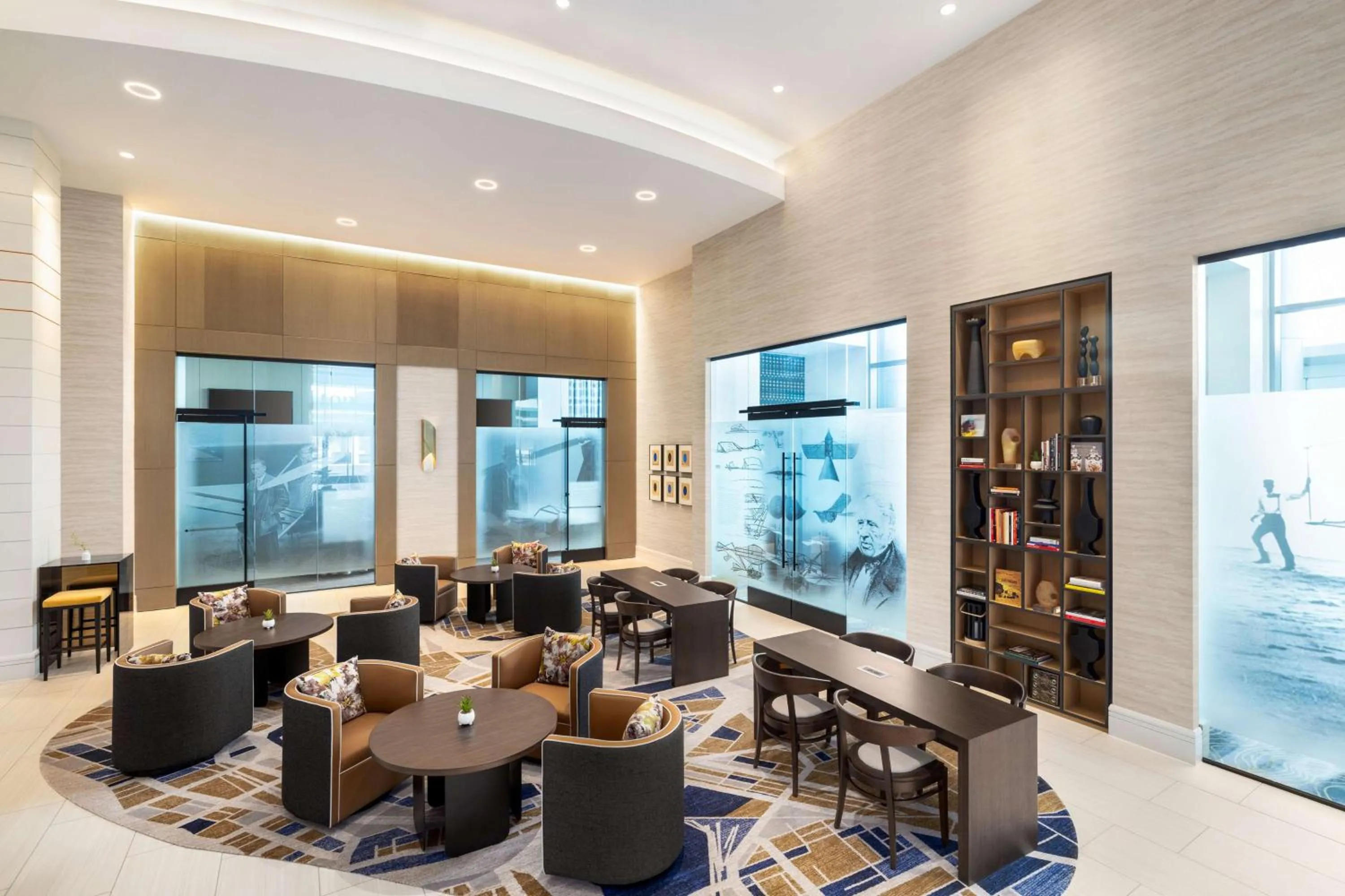 Lobby or reception in Hilton BNA Nashville Airport Terminal