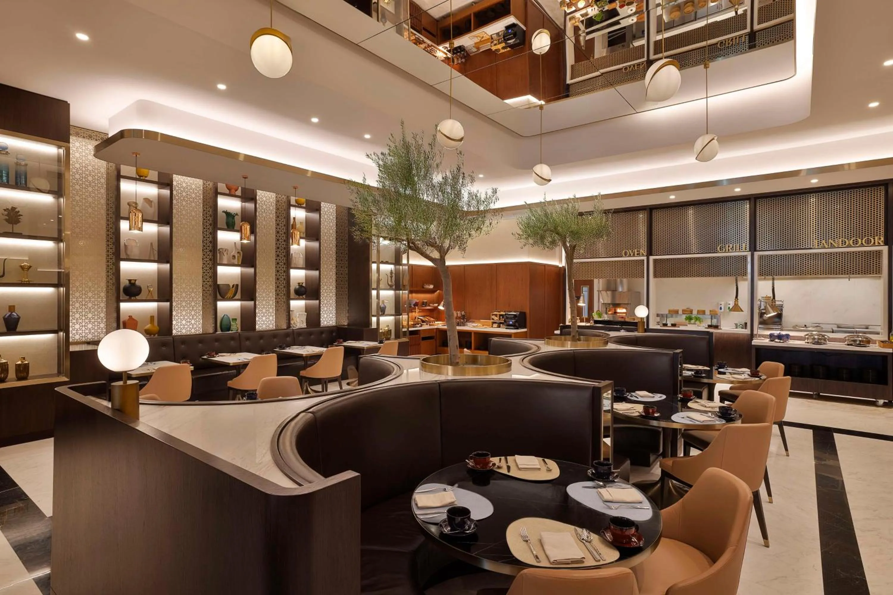 Restaurant/places to eat in Embassy Suites By Hilton Dubai Business Bay