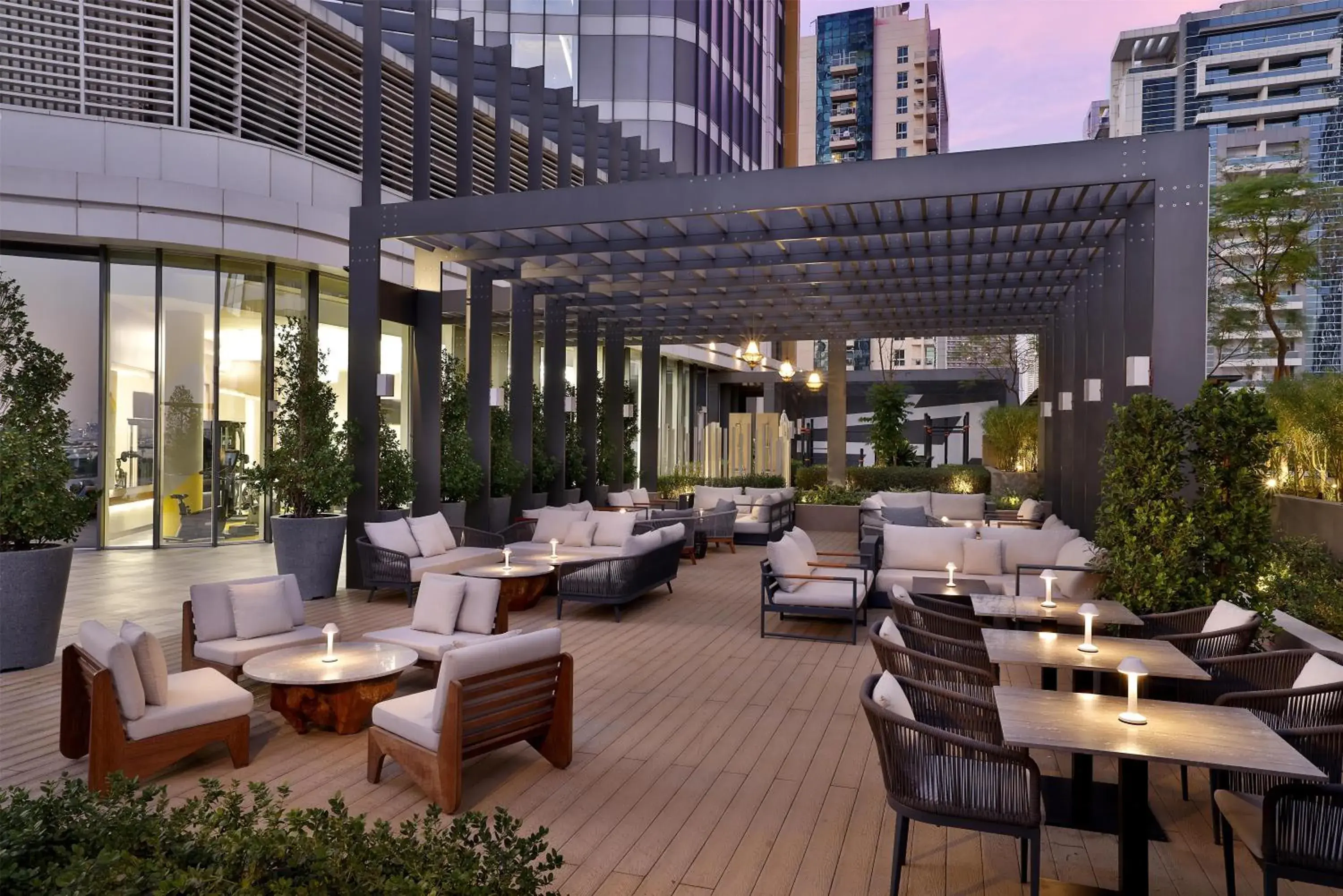 Restaurant/places to eat in Embassy Suites By Hilton Dubai Business Bay Restaurant/places to eat in Embassy Suites By Hilton Dubai Business Bay