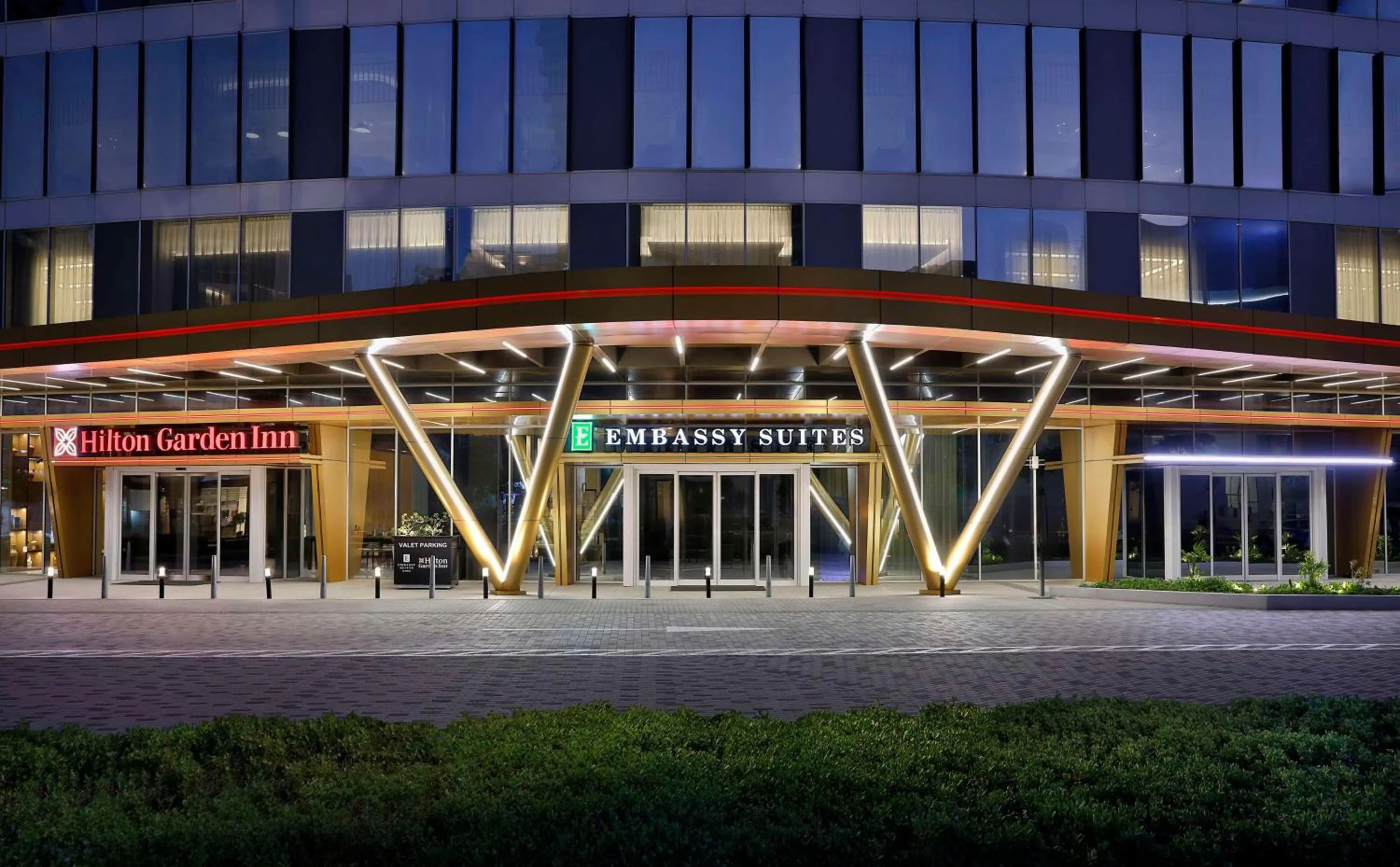 Property building in Embassy Suites By Hilton Dubai Business Bay