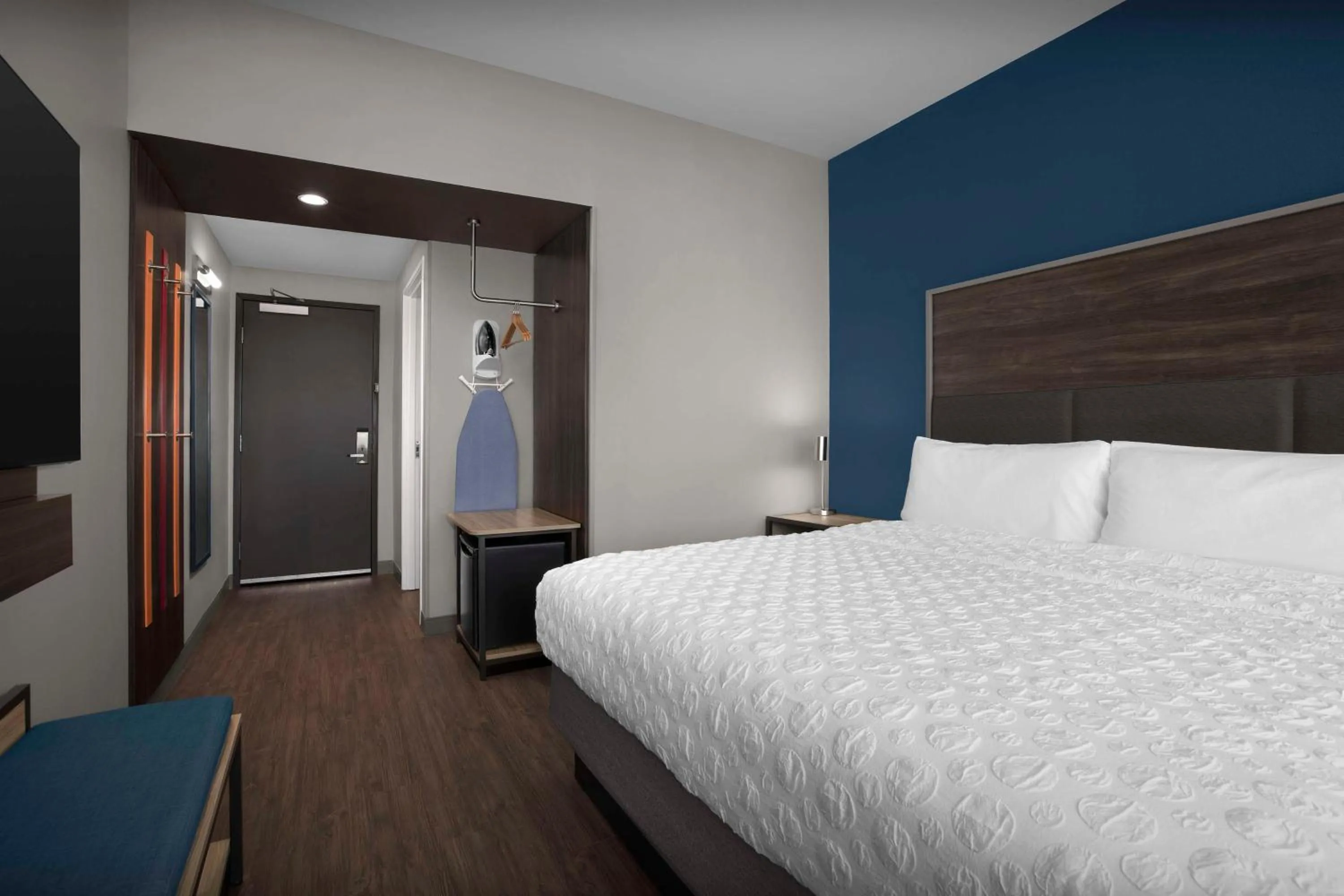 Bed in Tru By Hilton Jackson, Tn