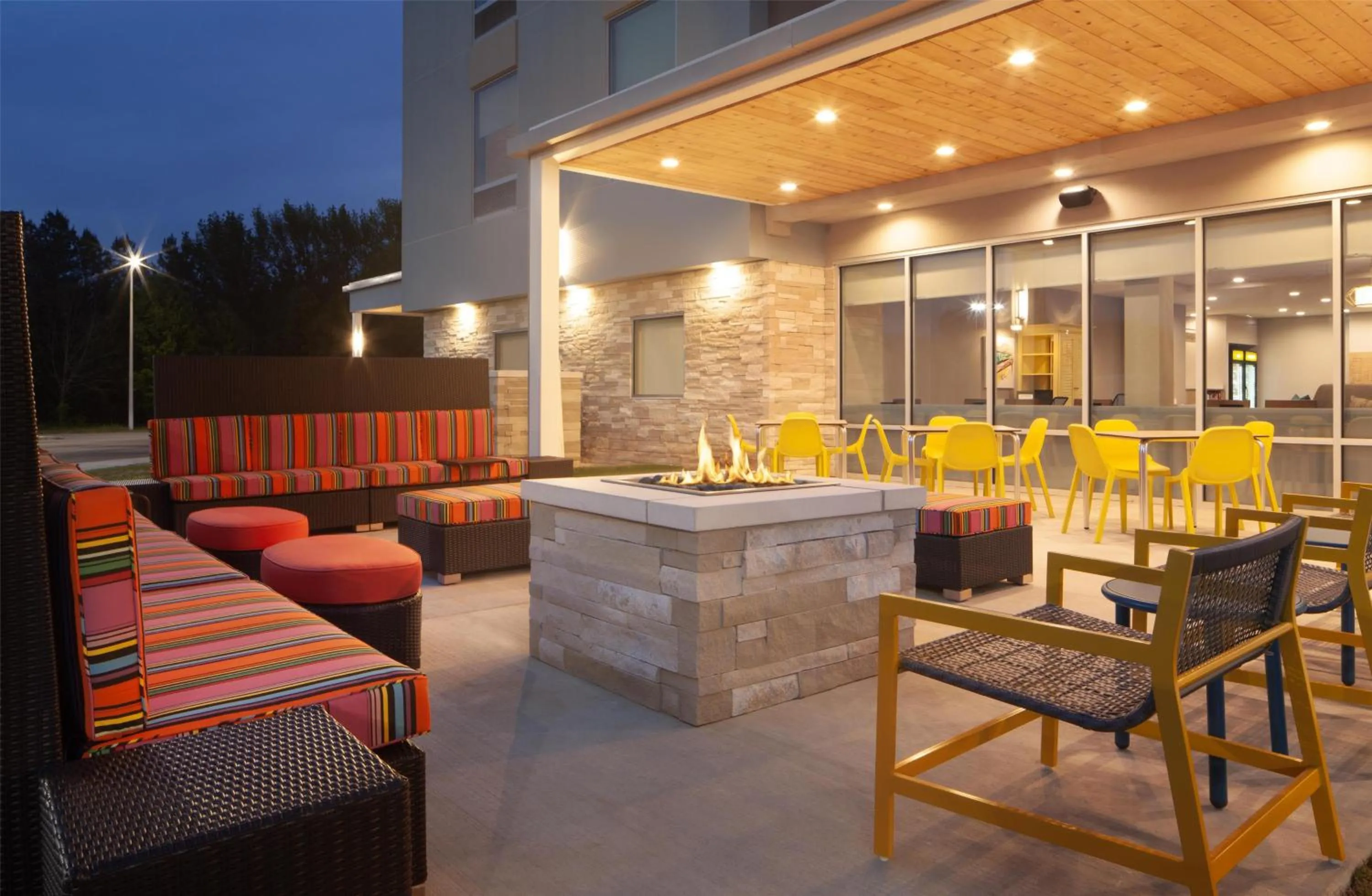 Patio in Home2 Suites By Hilton Jackson
