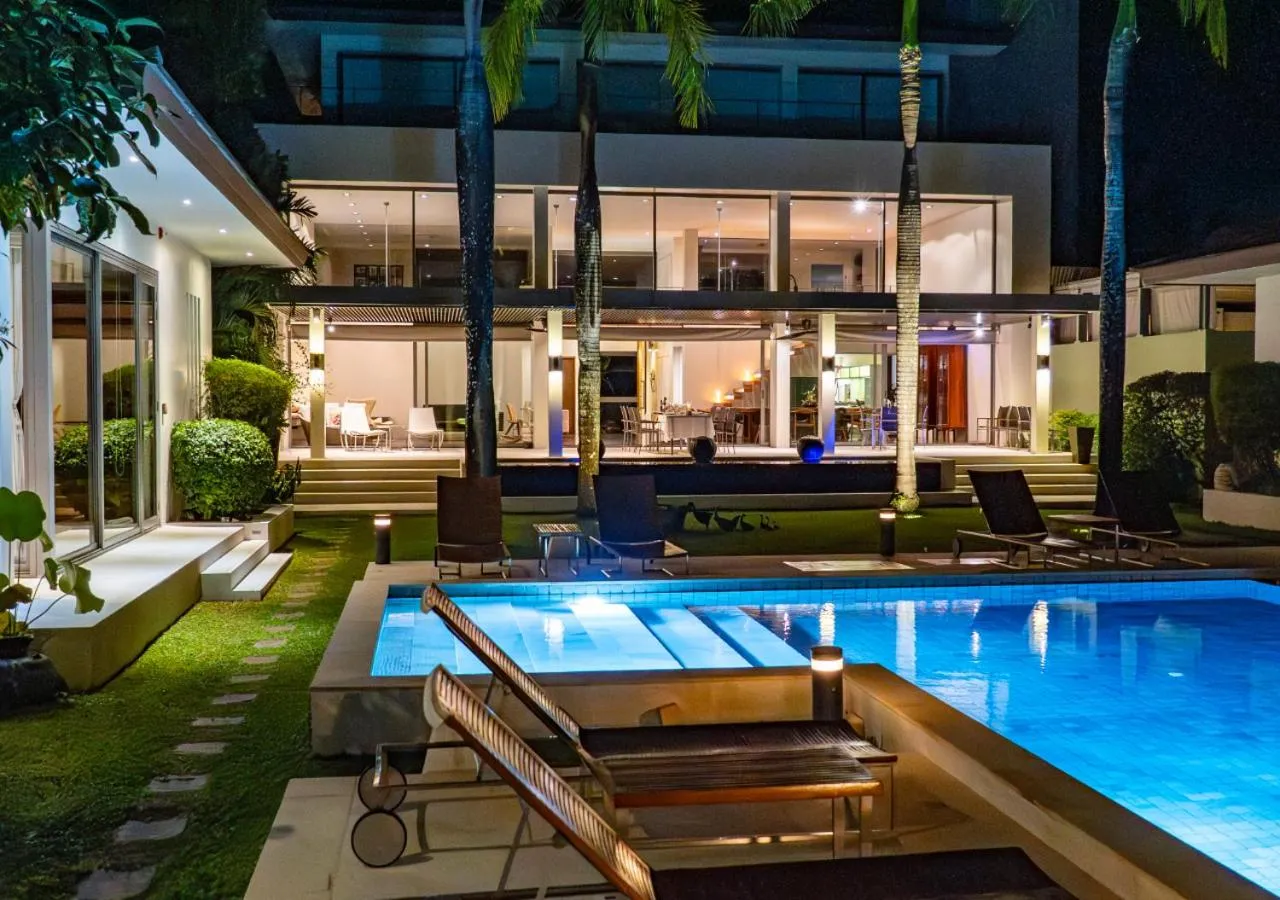 Pool view in Baan Asan
