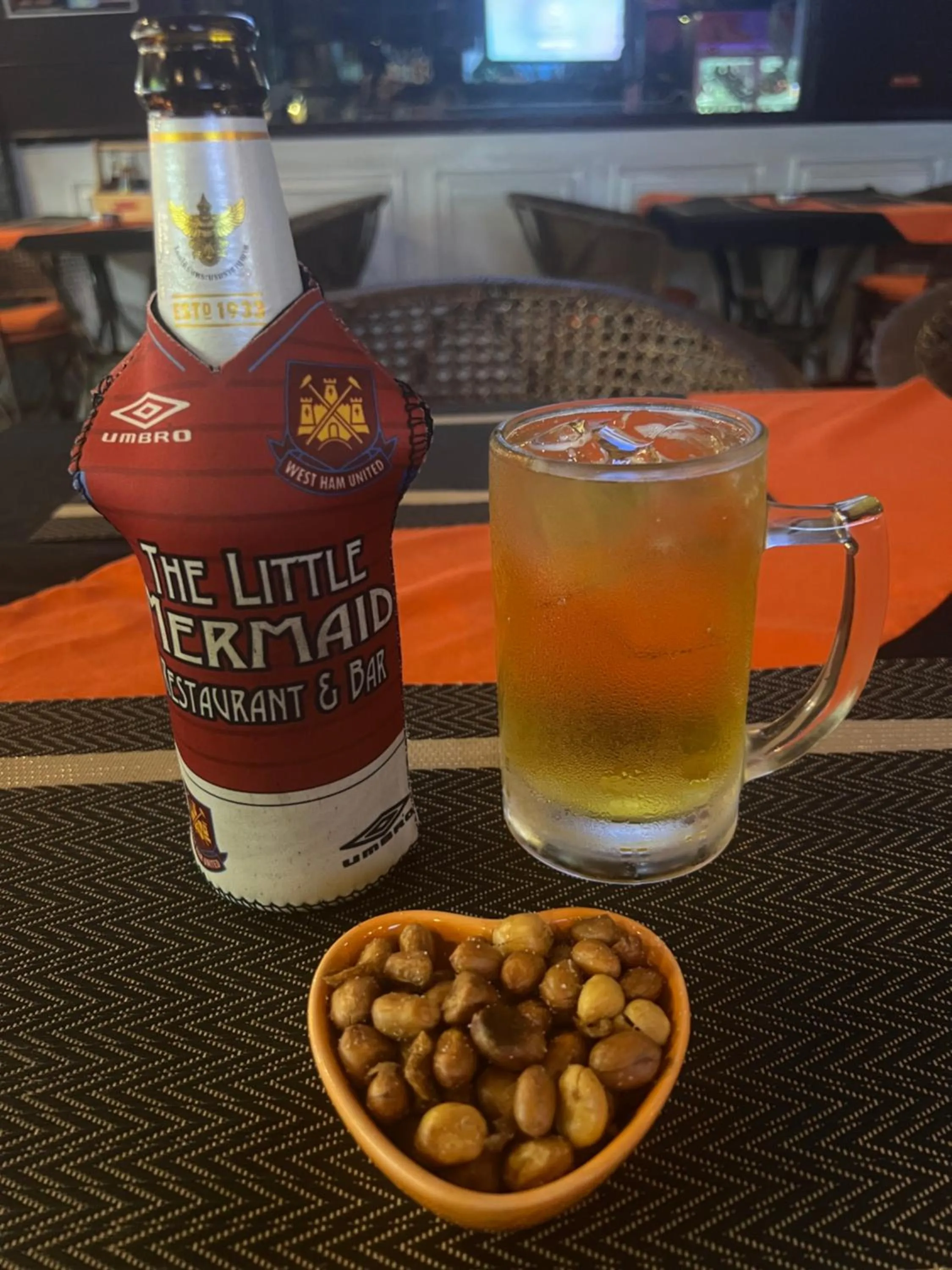 Restaurant/places to eat in Little Mermaid Guesthouse & Restaurant