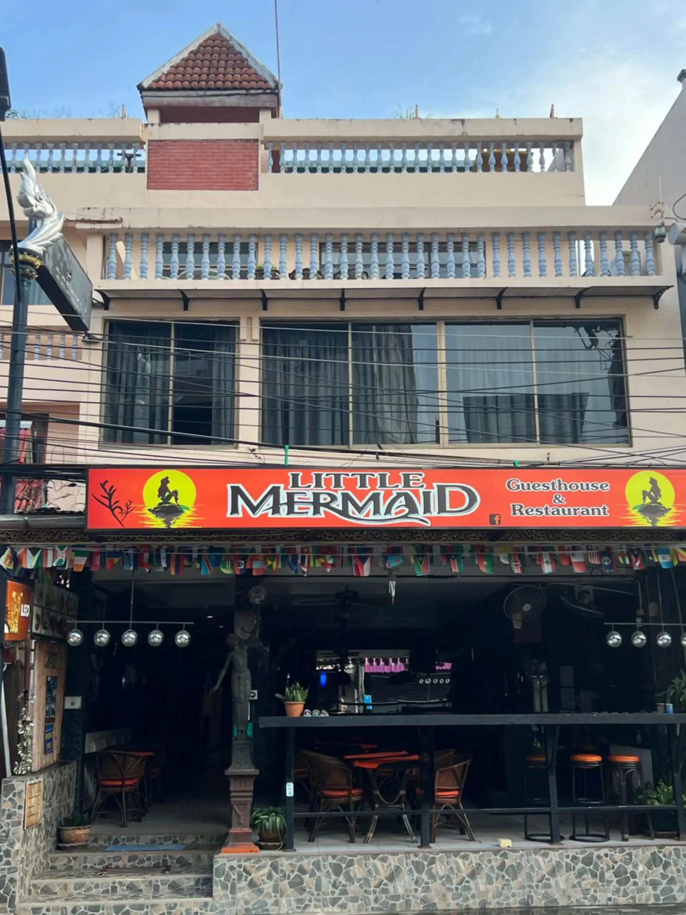 Property building in Little Mermaid Guesthouse & Restaurant Property building in Little Mermaid Guesthouse & Restaurant