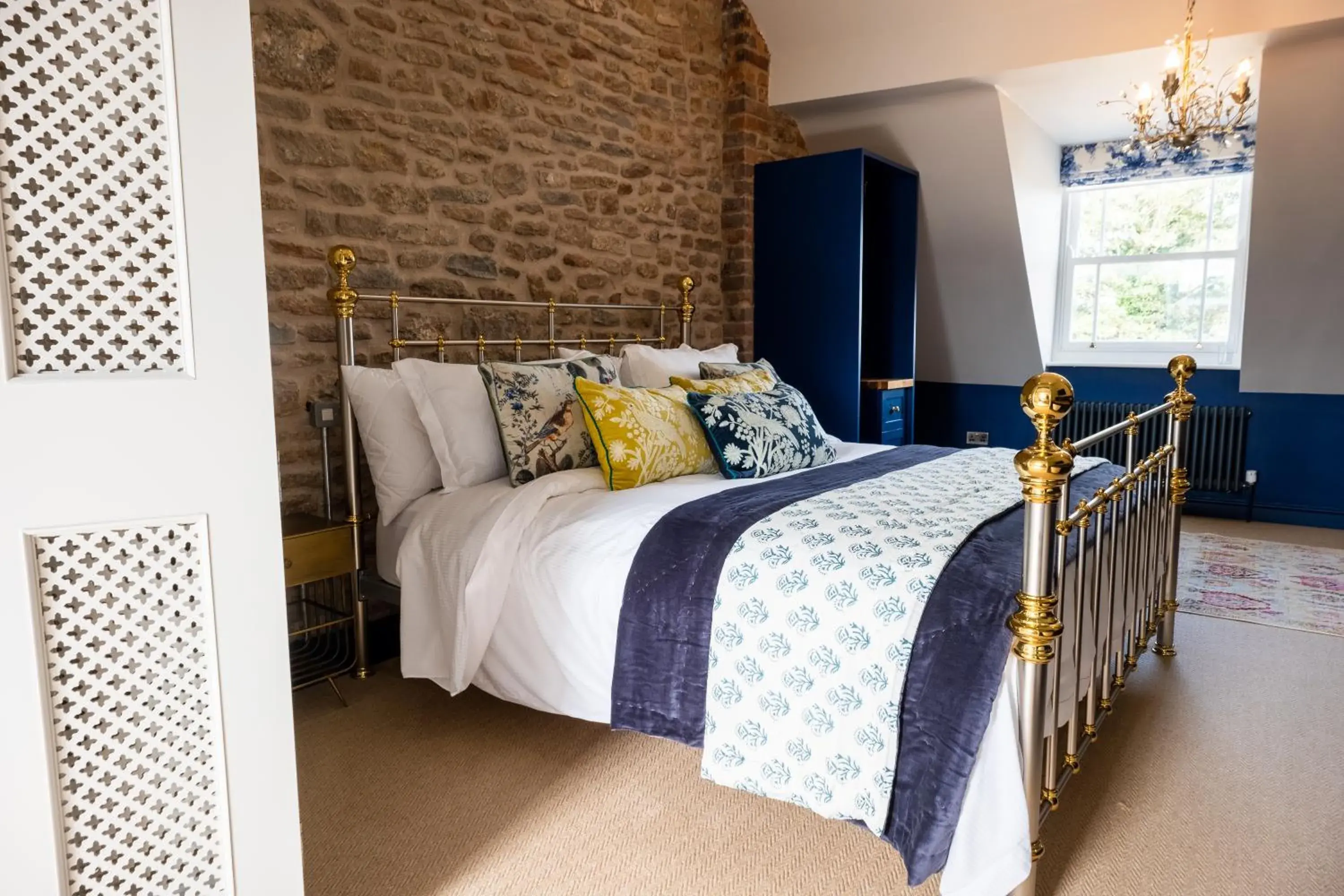 Deluxe Double Room with Bath in The Sheep and Penguin Deluxe Double Room with Bath in The Sheep and Penguin