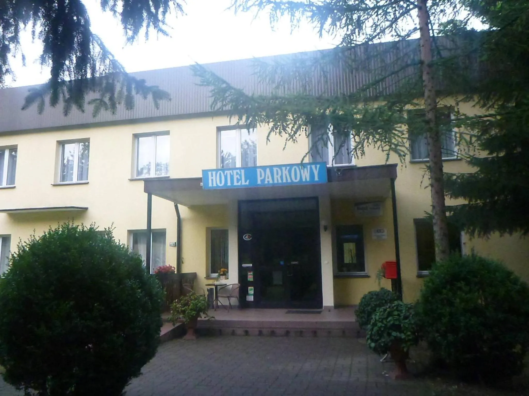 Property building in Hotel Parkowy