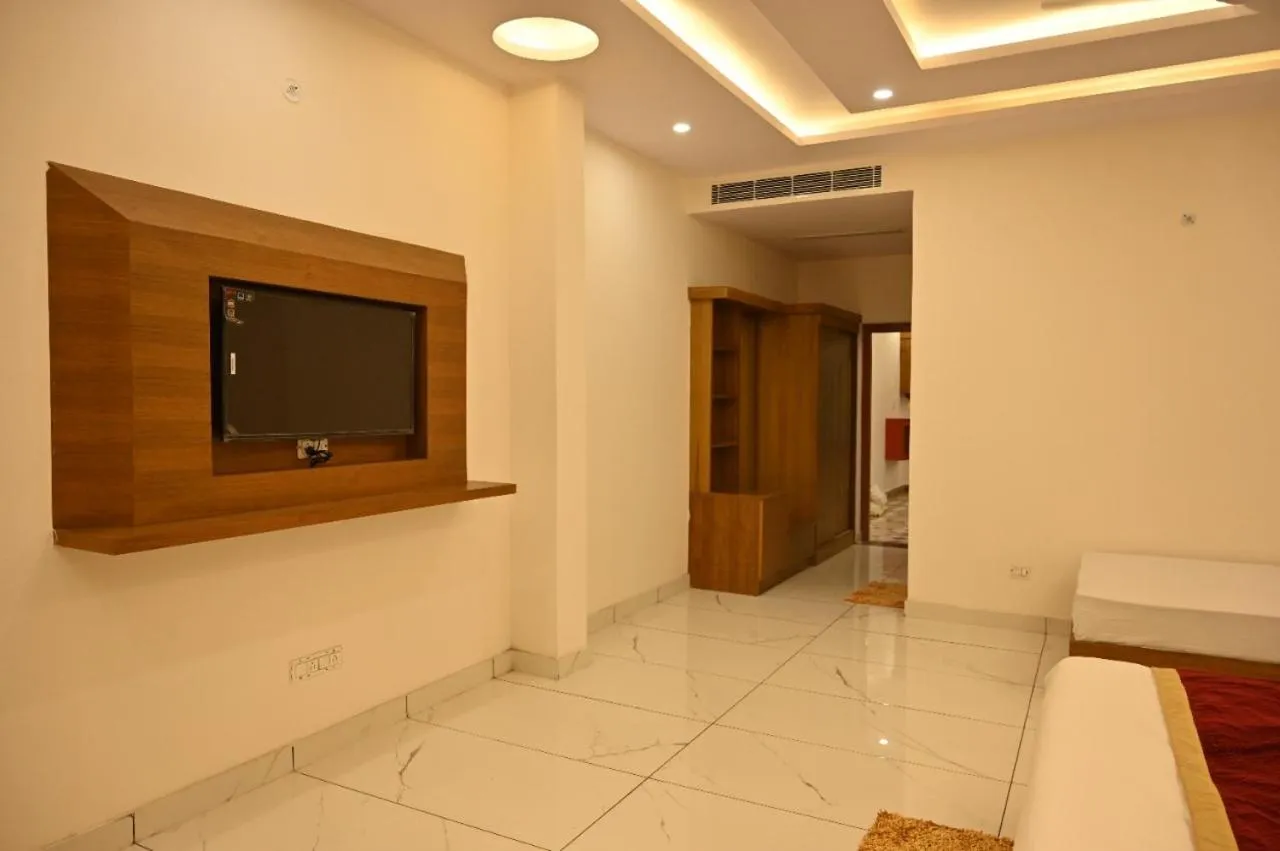 TV/Entertainment Center in Shiva Palace by Golden Leaf Hotels