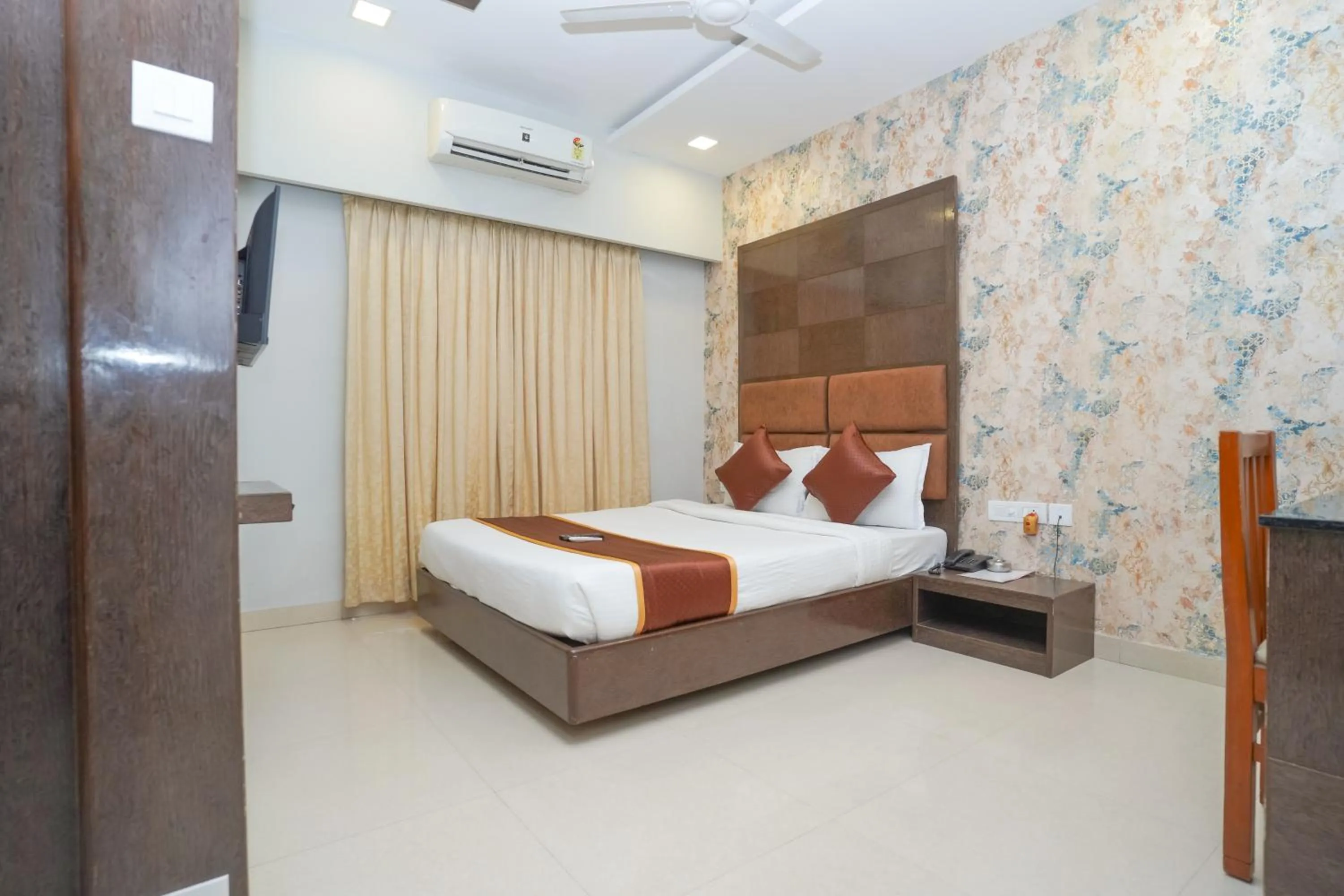 Bed in Hotel Zain Grande