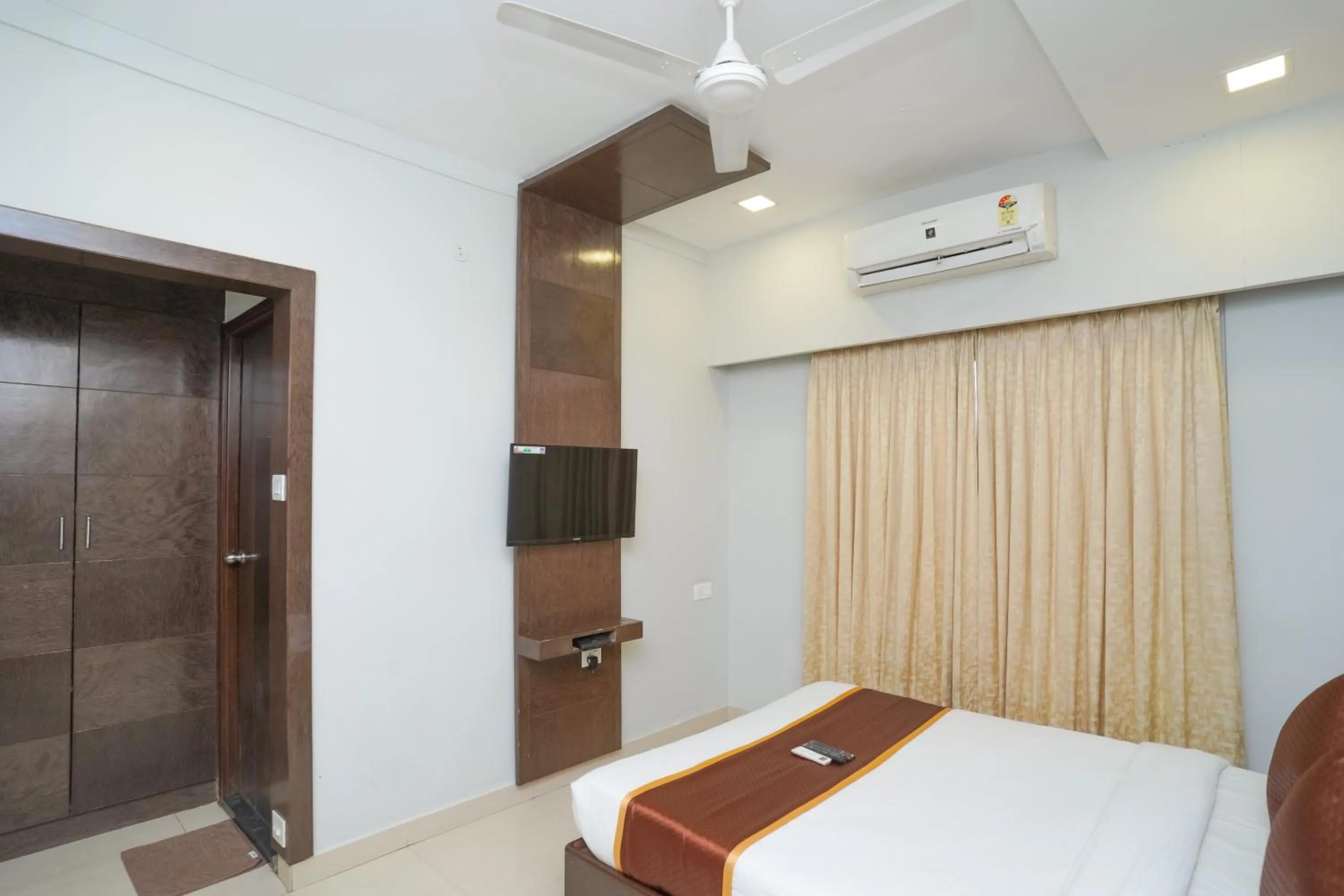 Bed in Hotel Zain Grande