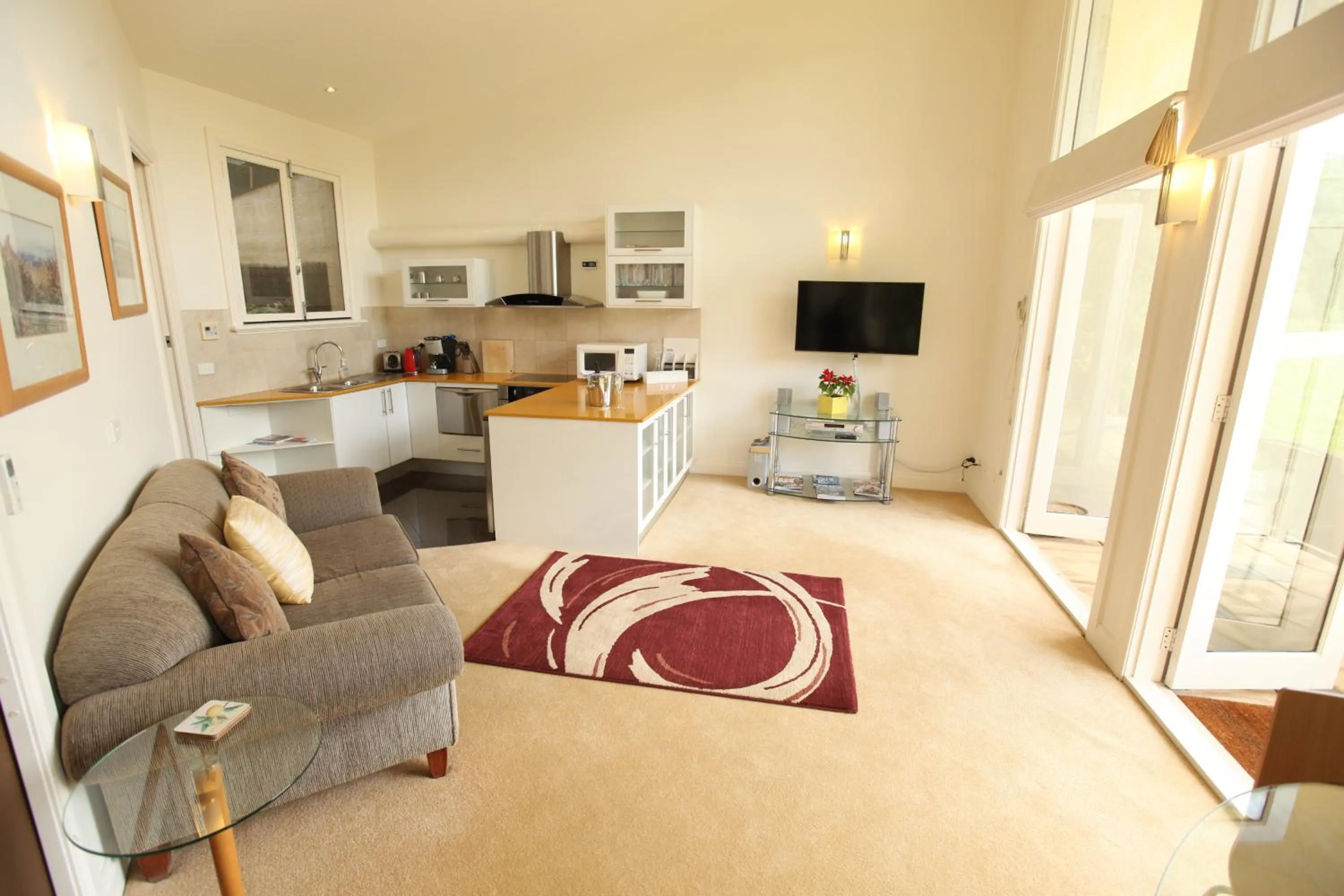 Seating Area in The Gatehouse at Villa Raedward