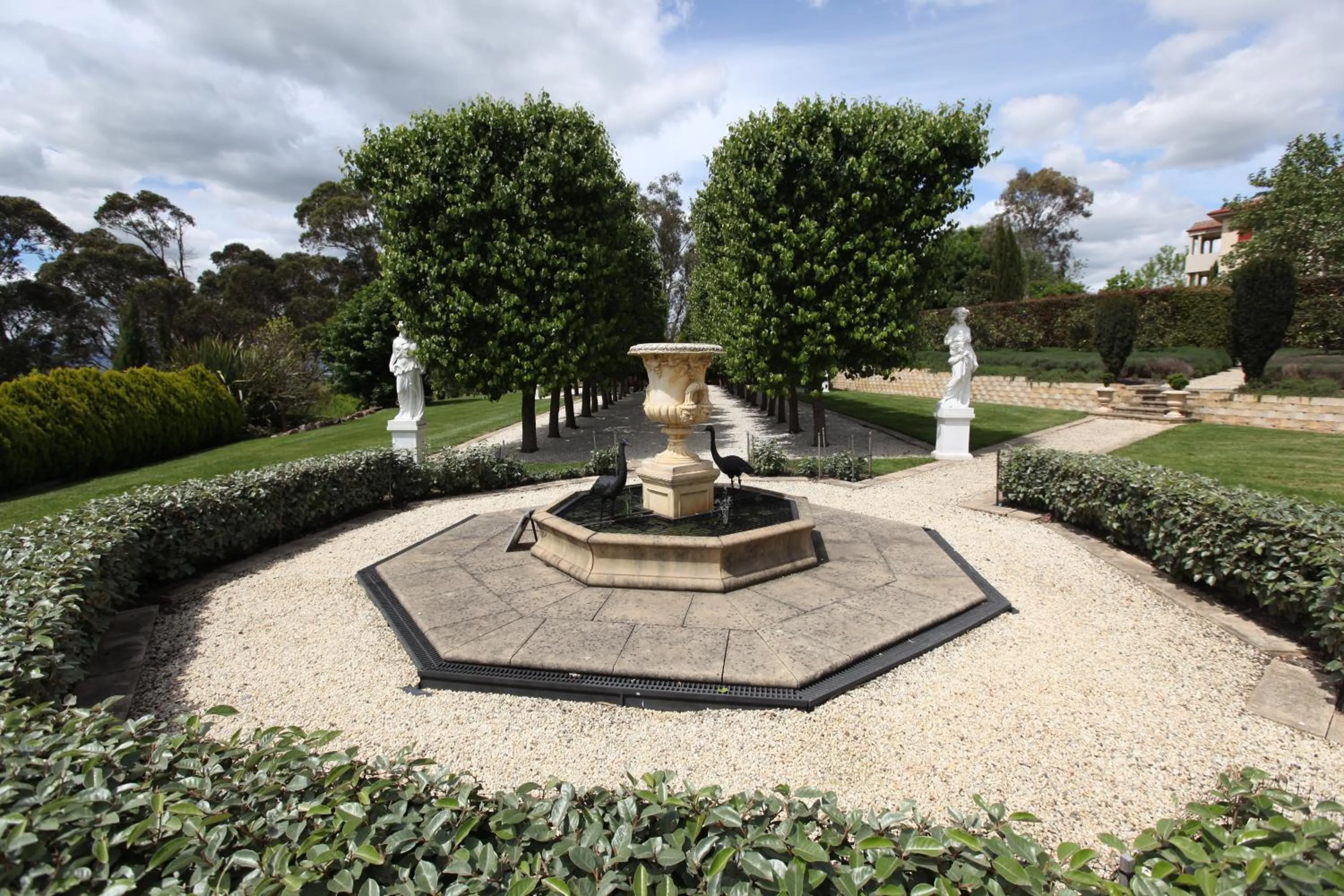 Garden in The Gatehouse at Villa Raedward