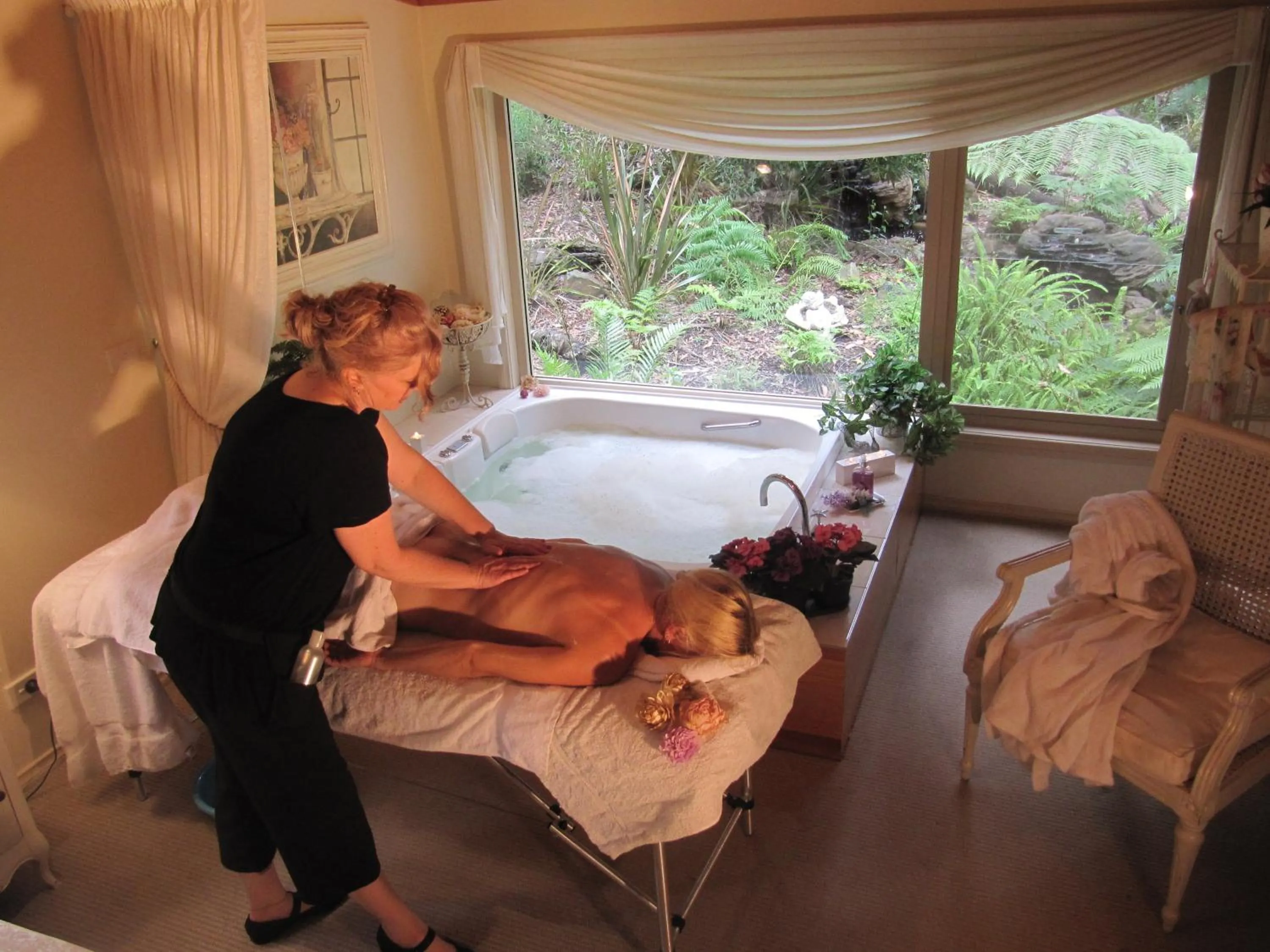 Spa and wellness centre/facilities in Myers Creek Cascades Luxury Cottages