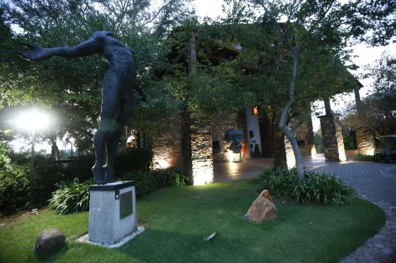 Riboville Boutique Hotel And Restaurant