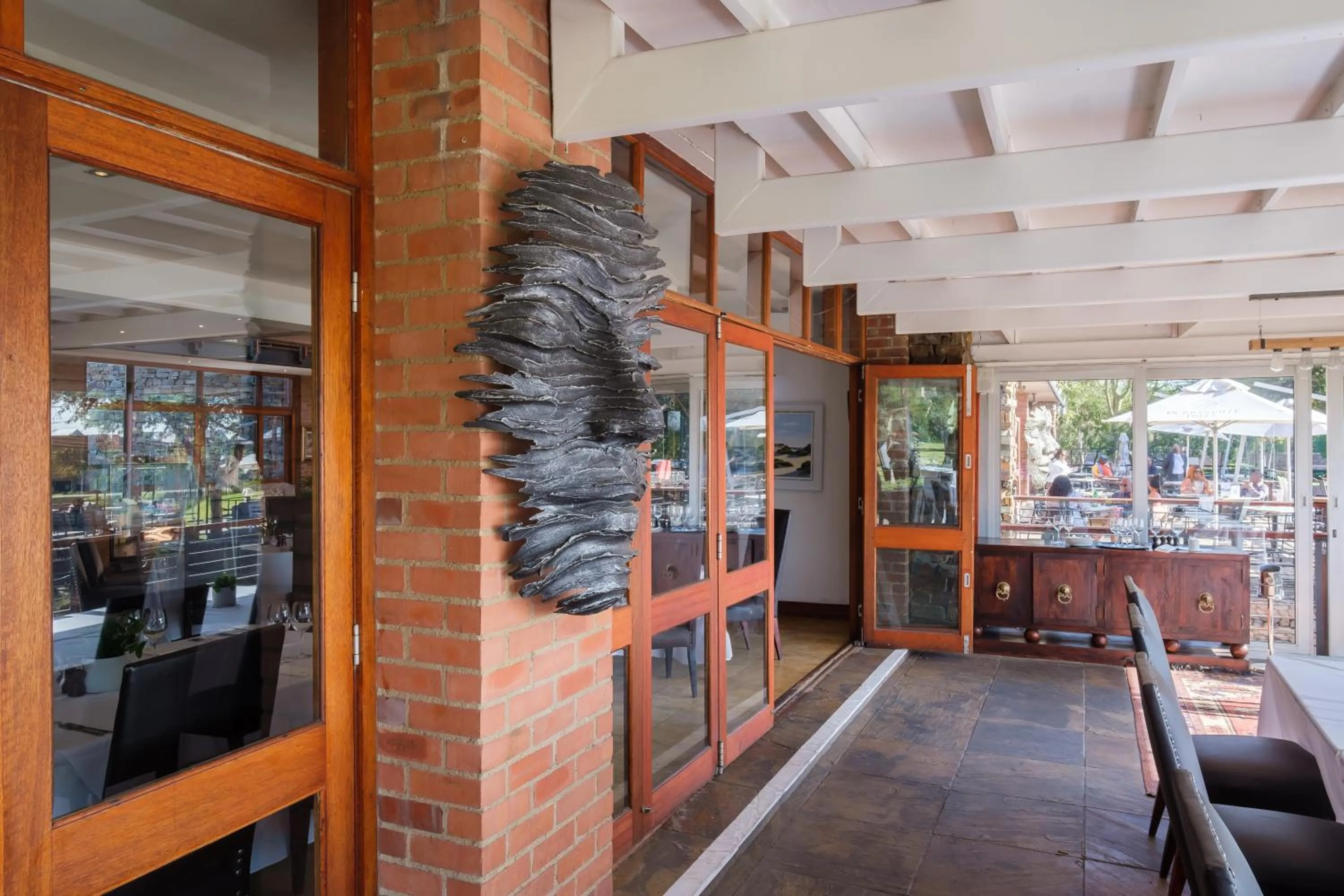 Riboville Boutique Hotel And Restaurant