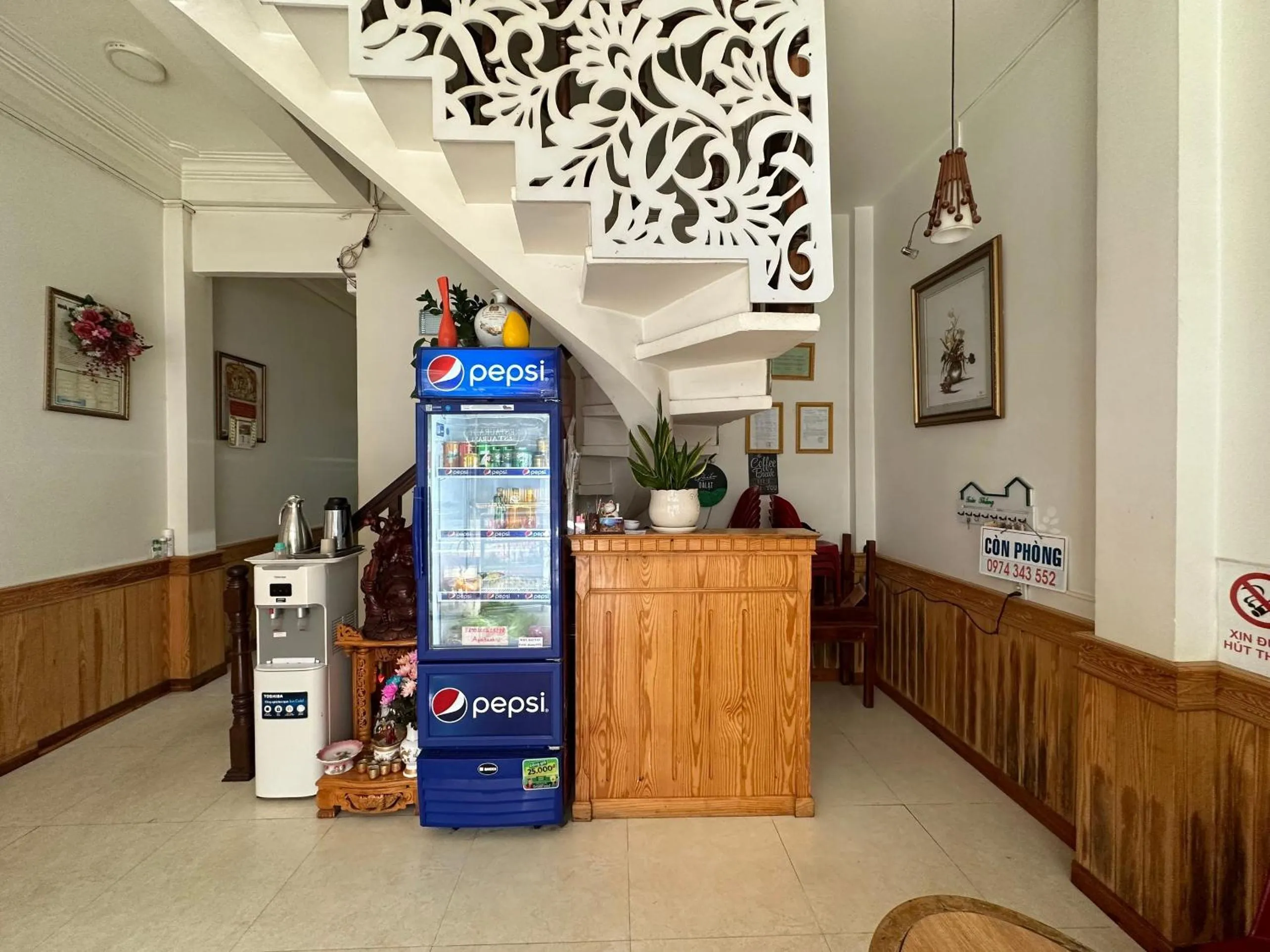 Lobby or reception in OYO 1206 Toan Thang Homestay