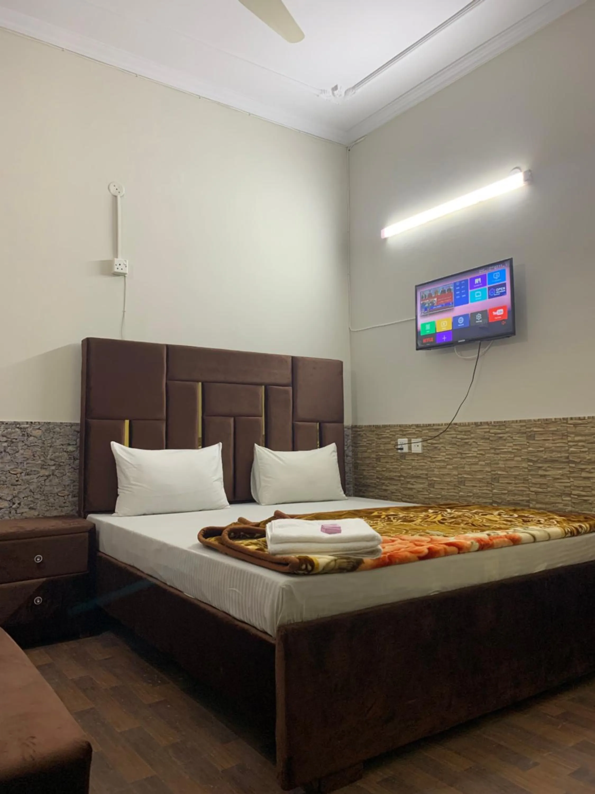 Bed in Eden Plus Executive Hotel