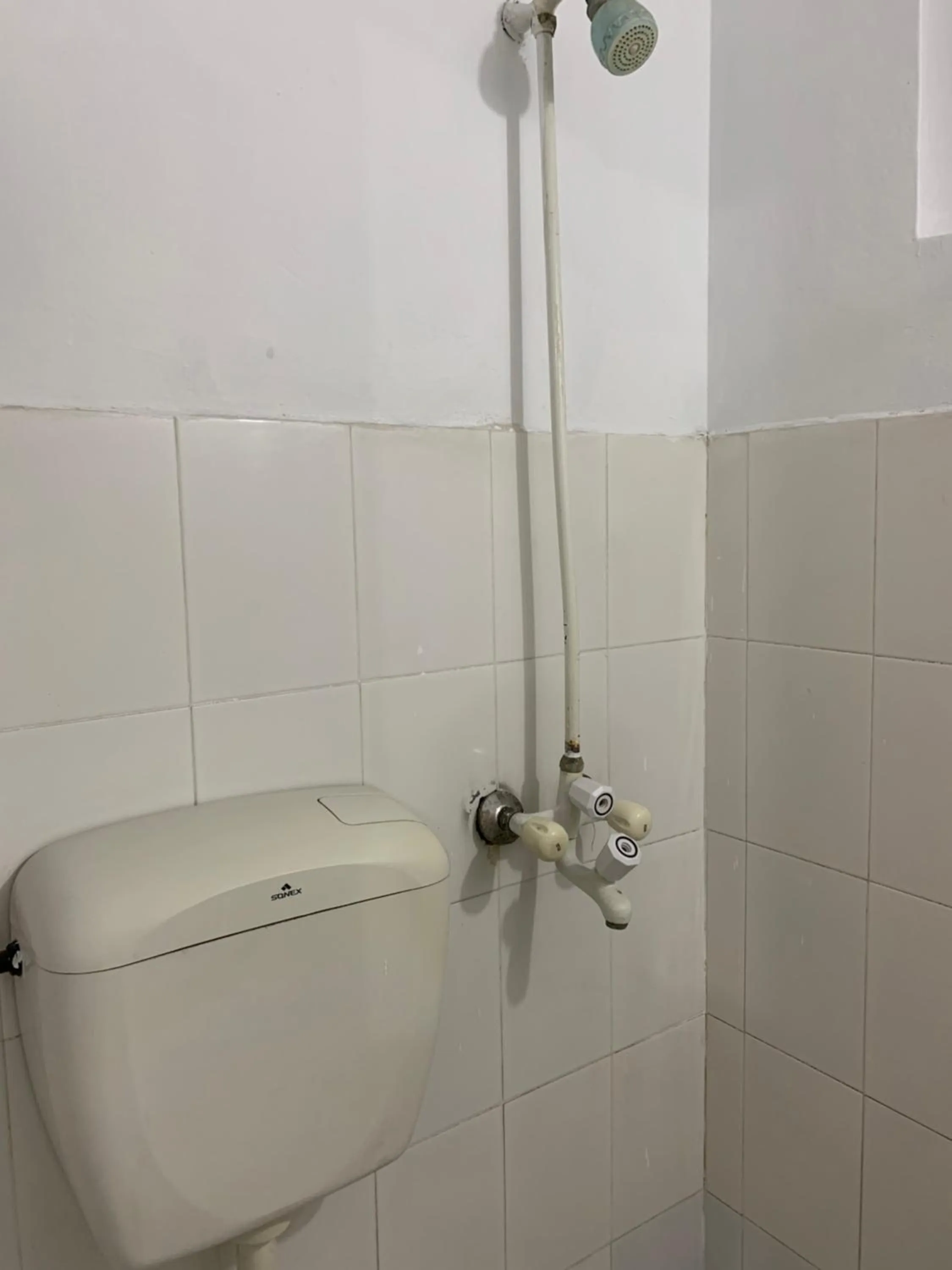 Bathroom in Eden Plus Executive Hotel