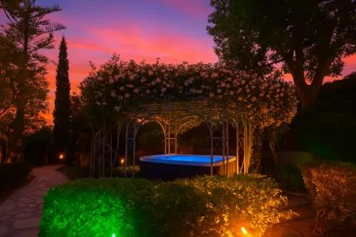 Villa Small Paradise private pool, jacuzzi, BBQ, complete privacy