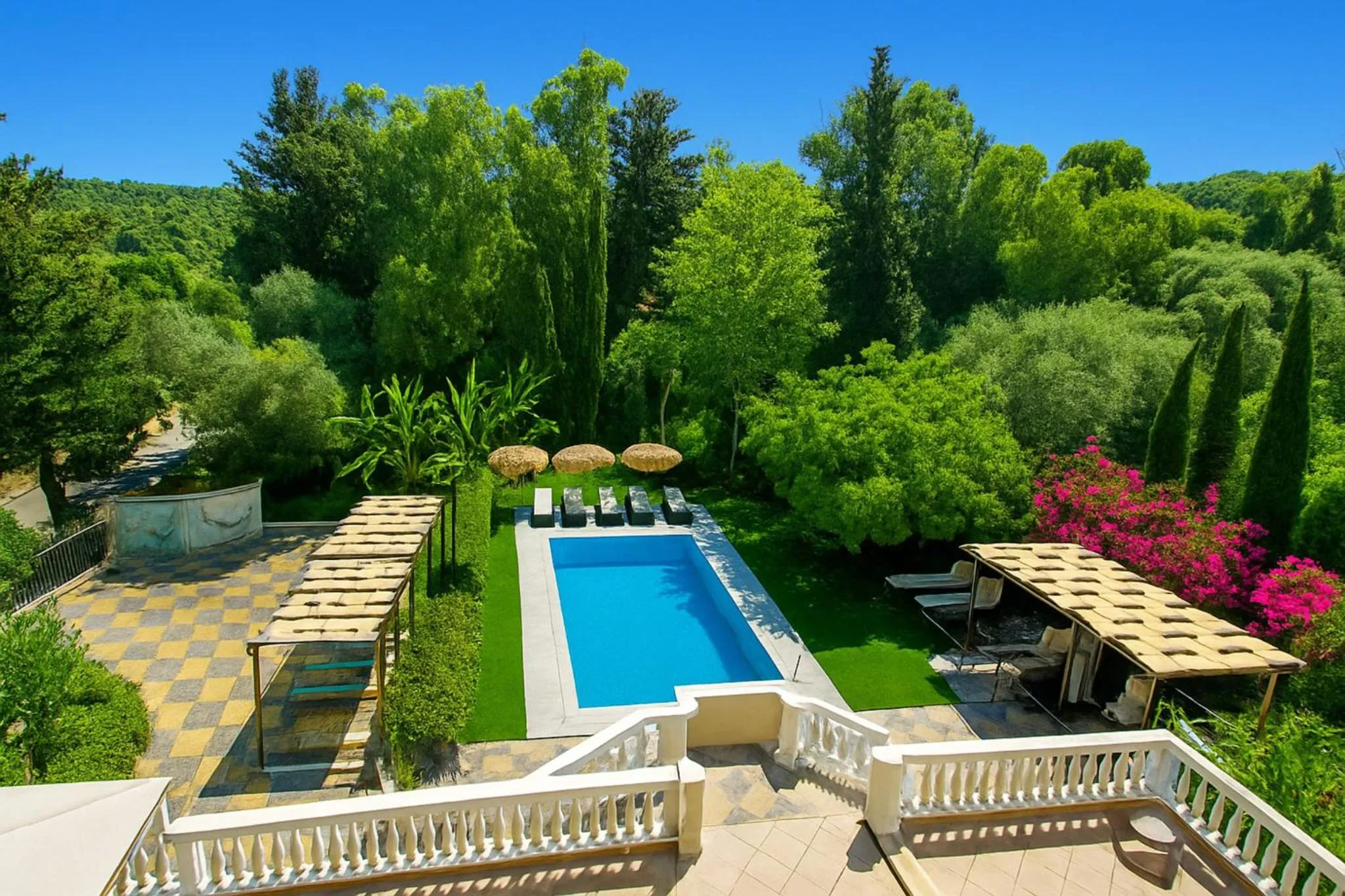 Location in Villa Small Paradise private pool, jacuzzi, BBQ, complete privacy