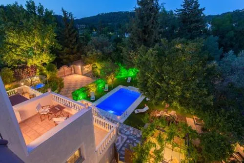 Villa Small Paradise private pool, jacuzzi, BBQ, complete privacy