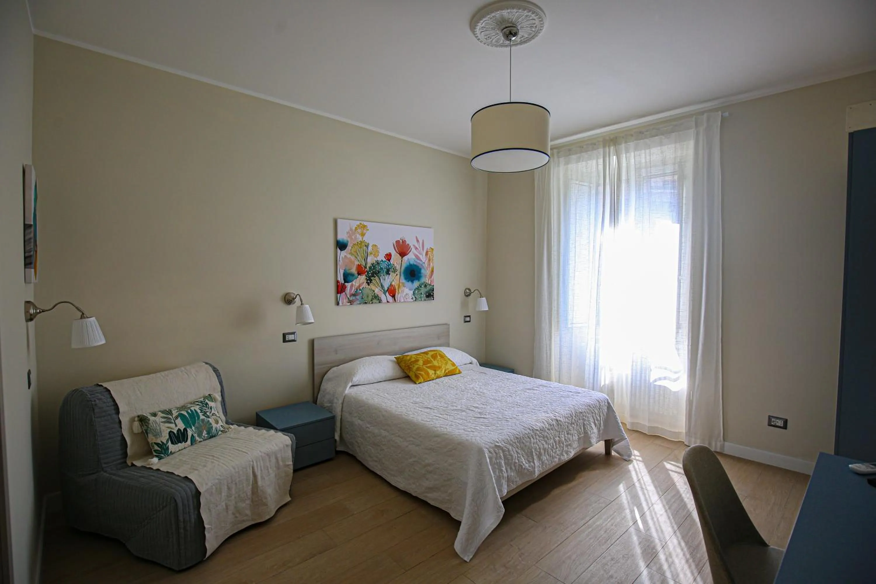 Bedroom, Bed in Colosseum Maison