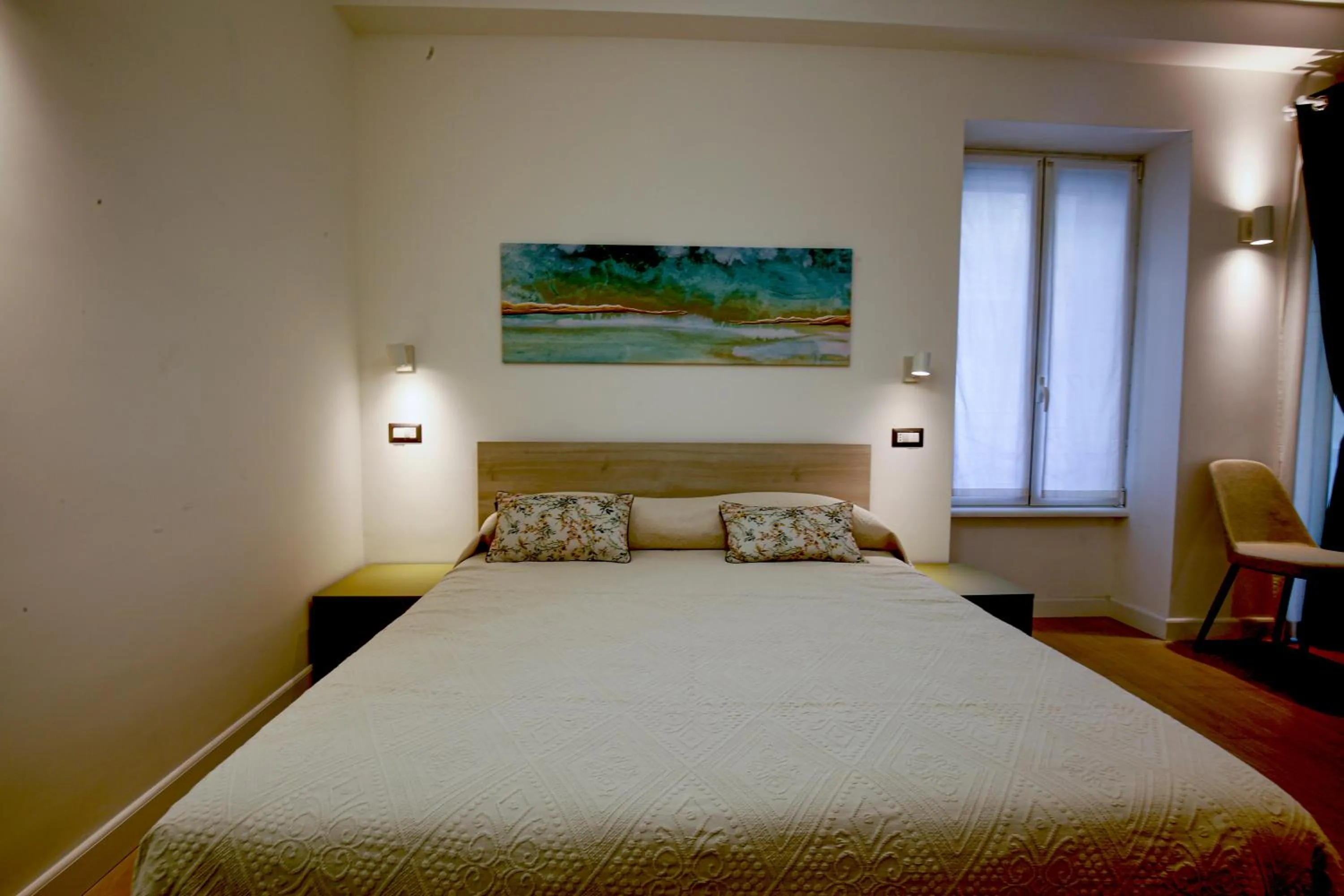 Bedroom, Bed in Colosseum Maison