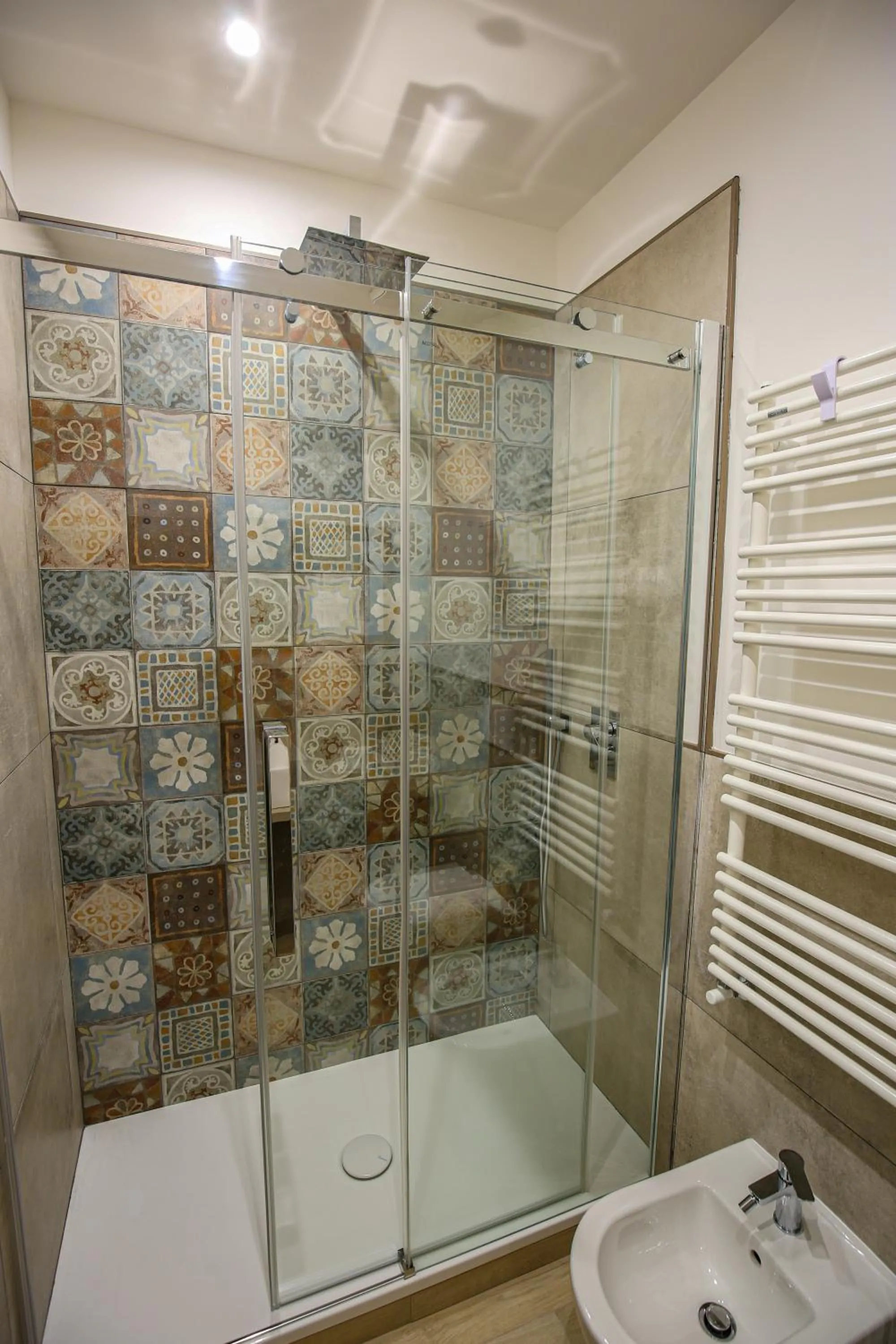 Shower in Colosseum Maison