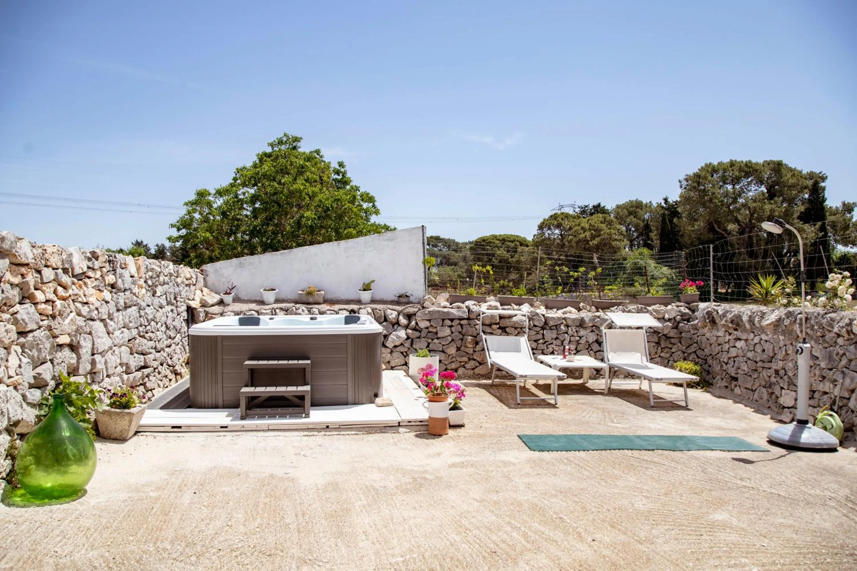Hot Tub in Masseria Murgia Albanese
