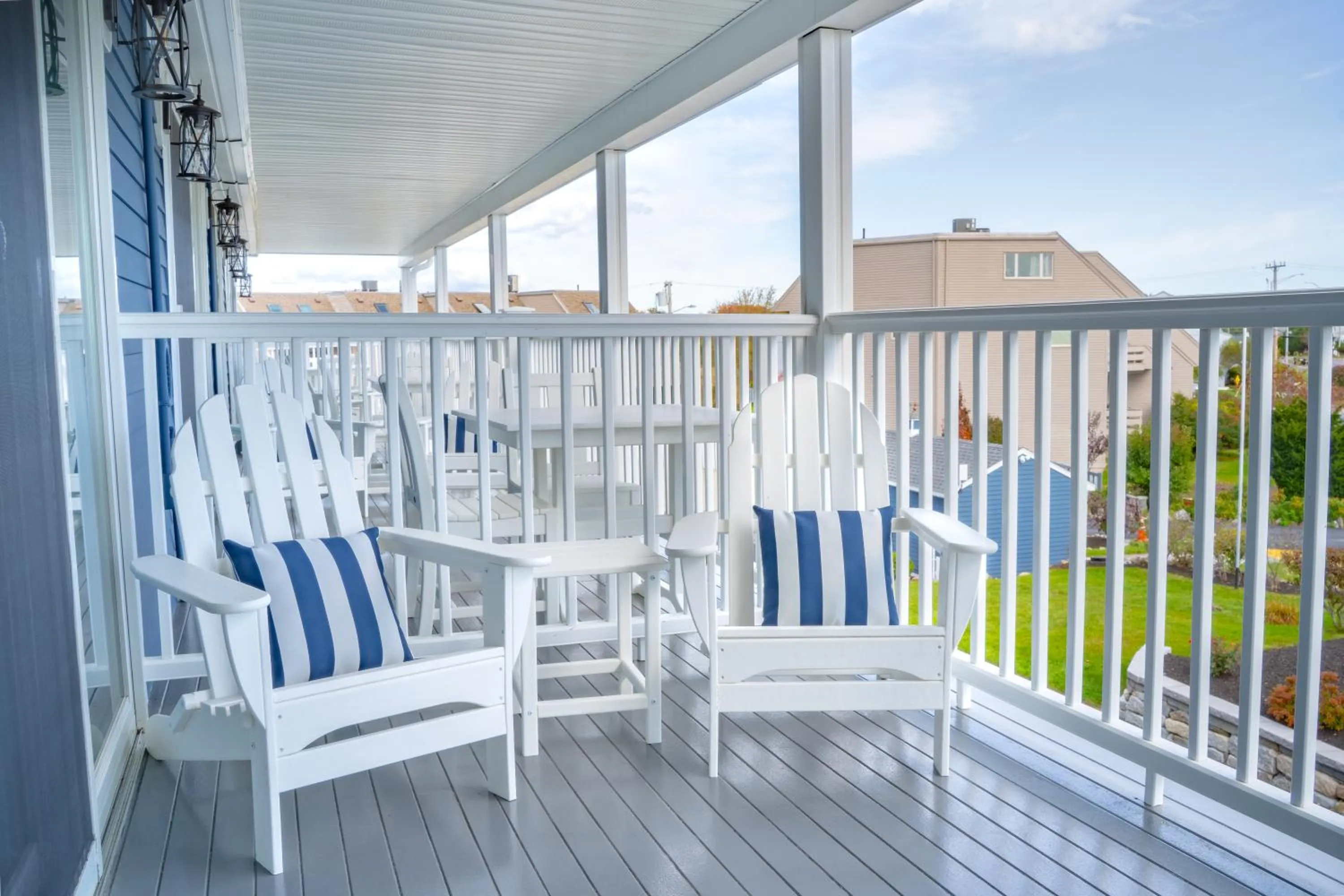 Balcony/Terrace in 935 Ocean, a Beachside Inn