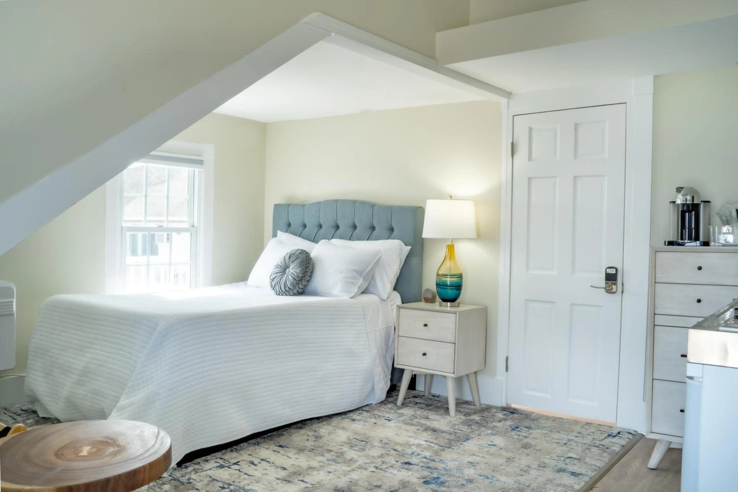 Bed in 935 Ocean, a Beachside Inn