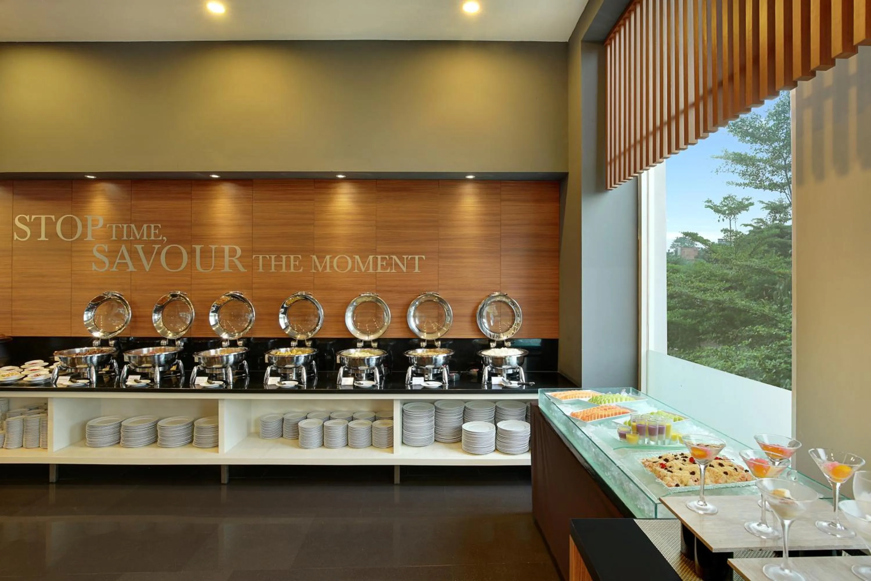 Restaurant/places to eat in Kyriad Hotel Airport Jakarta