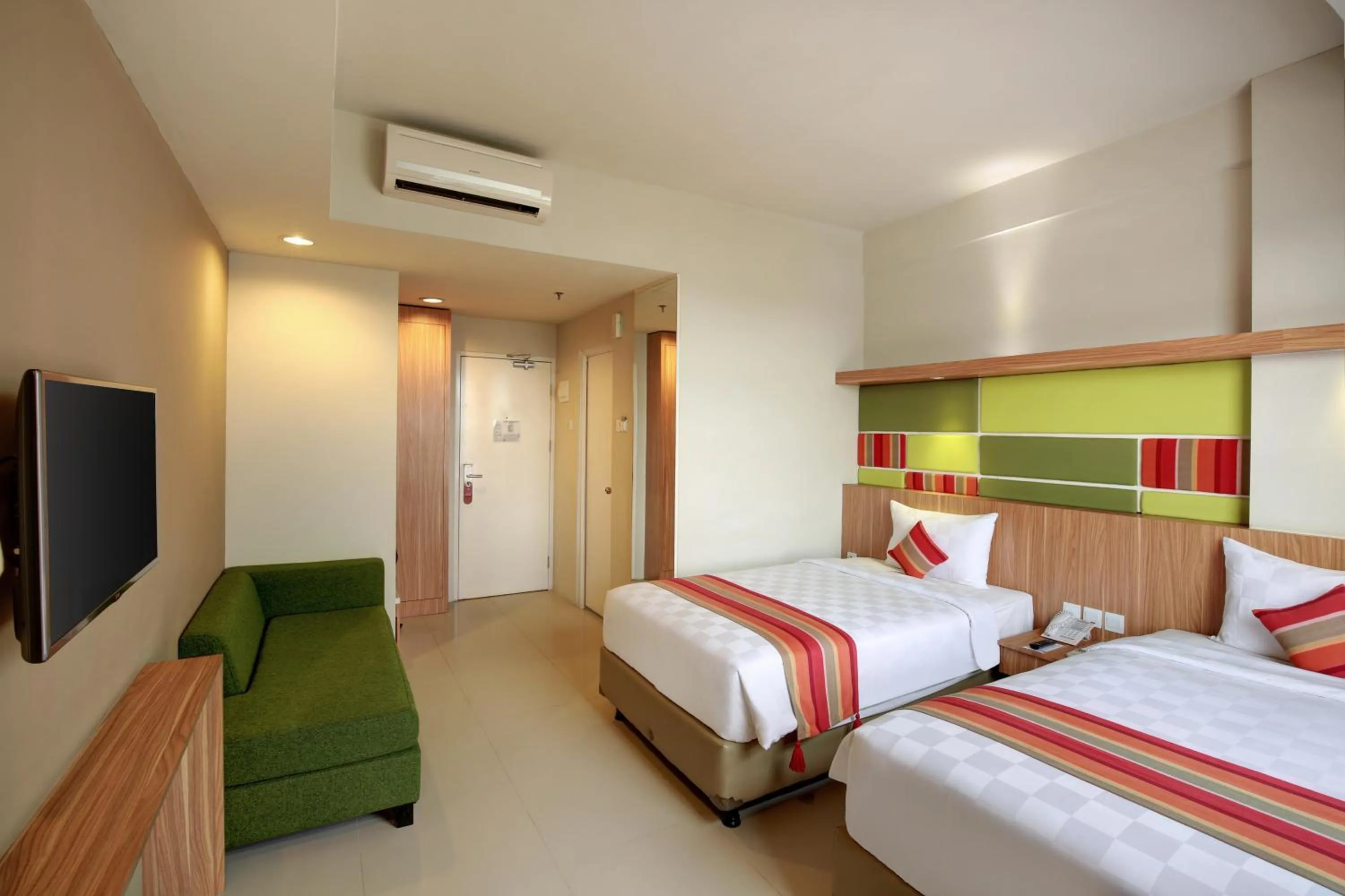 Bedroom, Bed in Kyriad Hotel Airport Jakarta