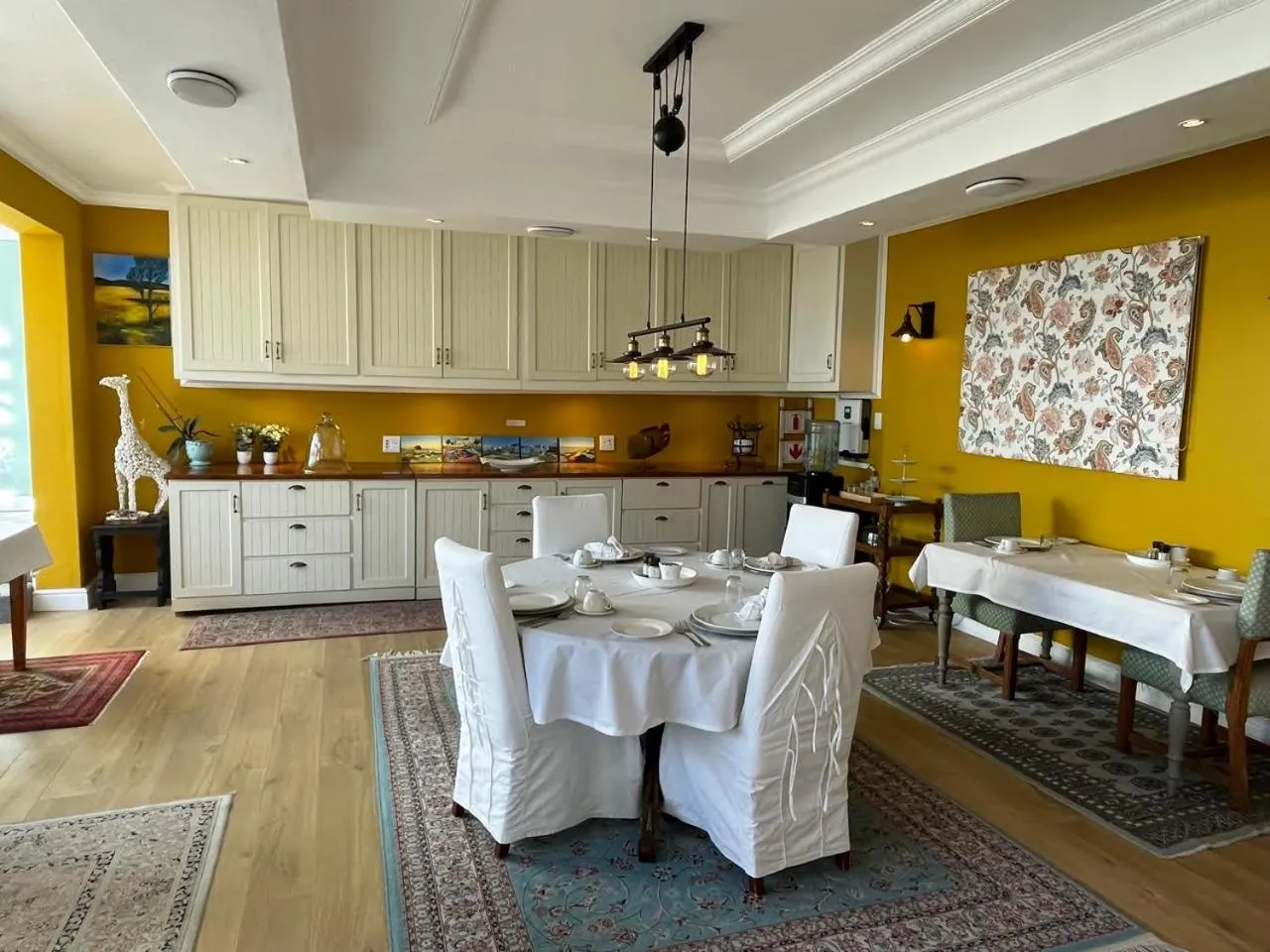 Dining area in Paternoster Manor
