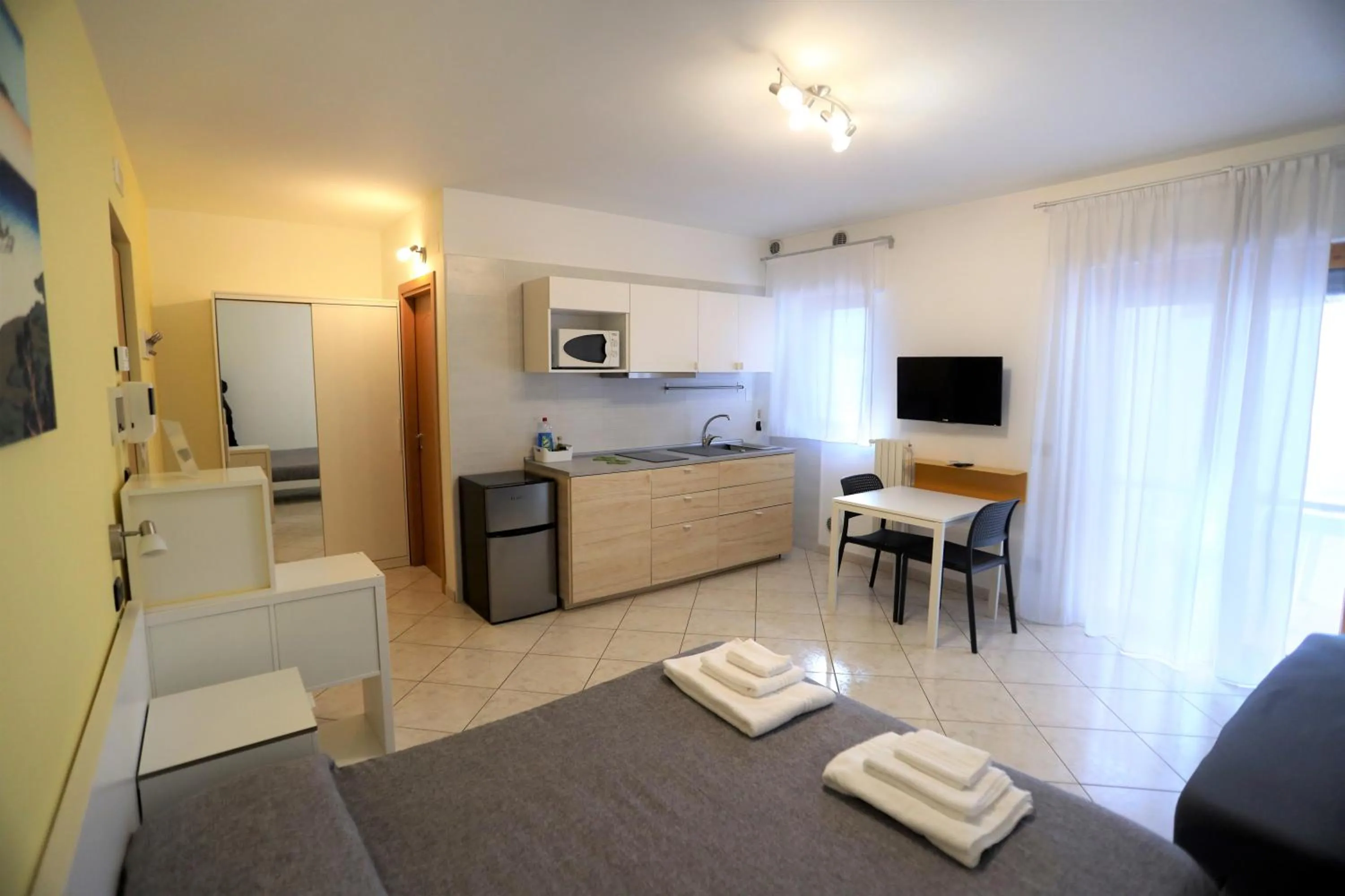 TV and multimedia in MozÁrt Bed & Breakfast - Affittacamere