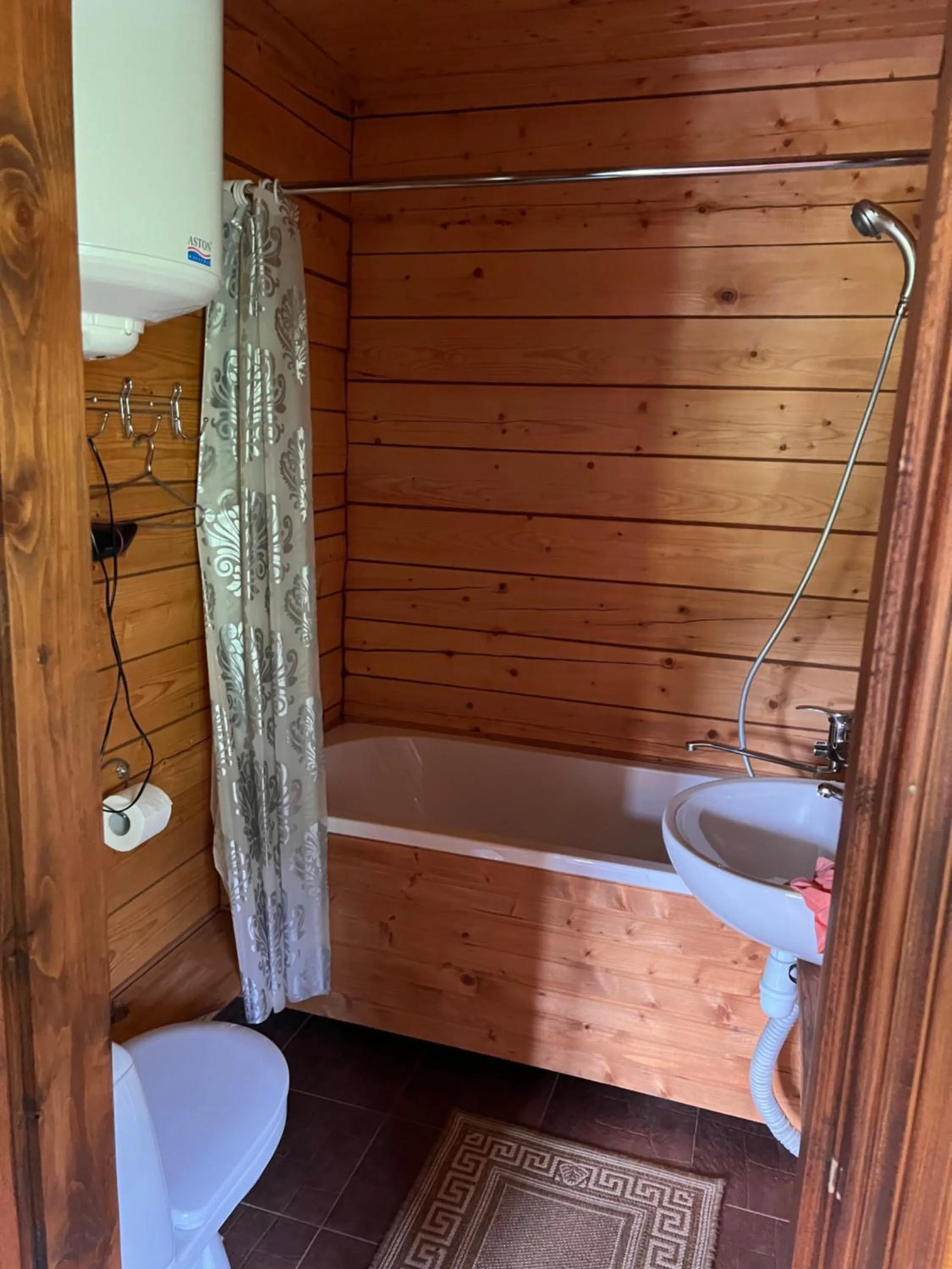 Shower in Kozichky Guest House