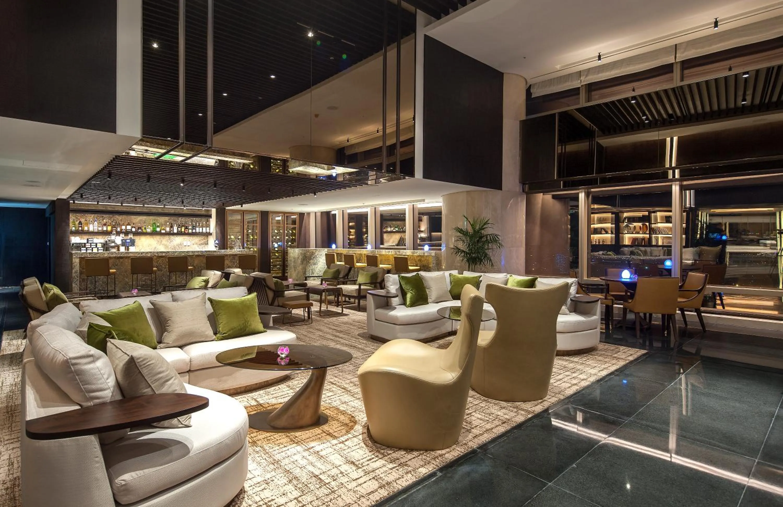 Lounge or bar in Lotte Hotel Hanoi