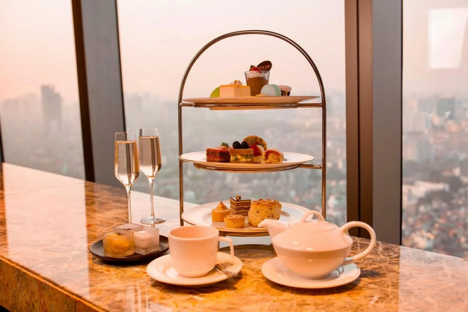 Food and drinks in Lotte Hotel Hanoi