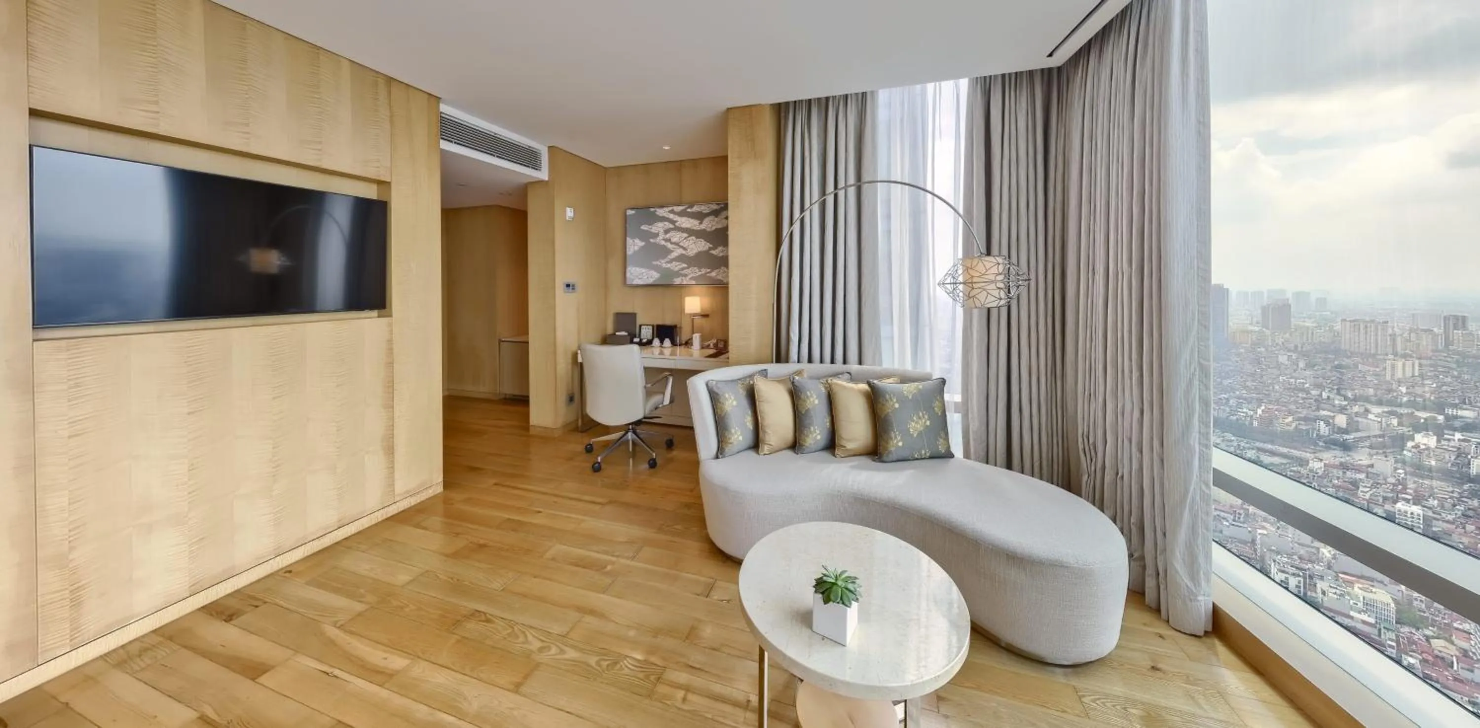 Bedroom in Lotte Hotel Hanoi