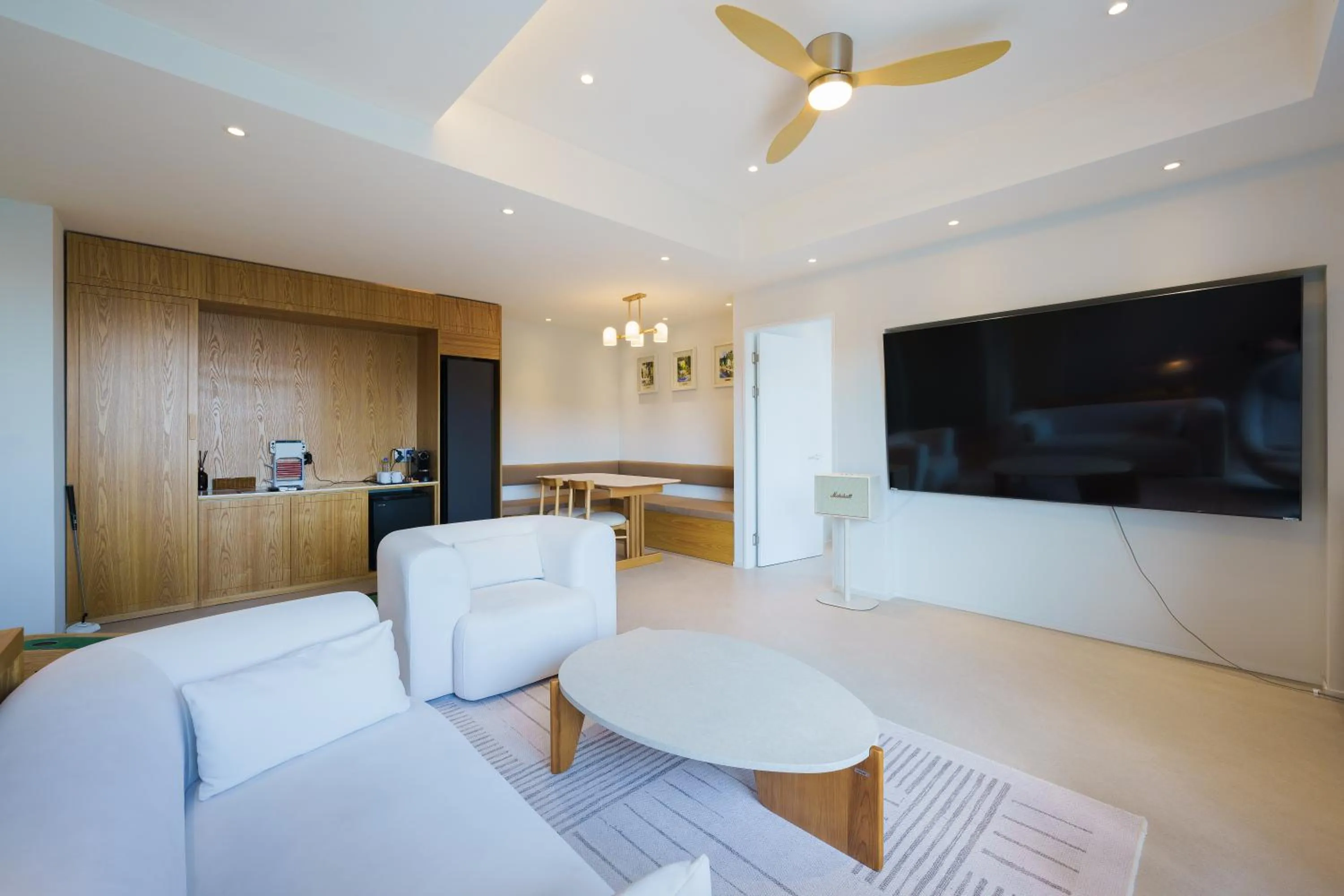 TV and multimedia in Gran Hotel