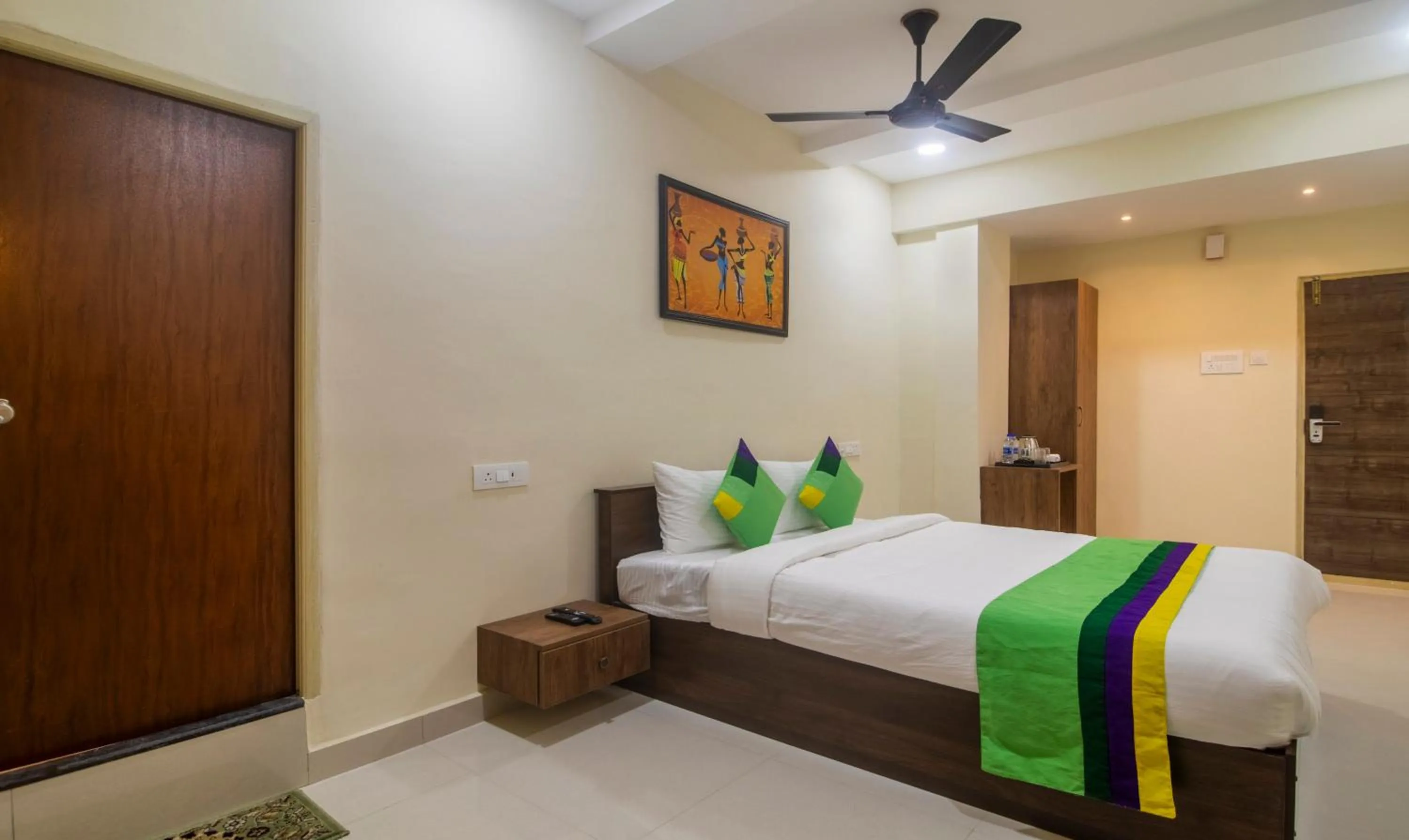 Bed in Treebo Navya The Park