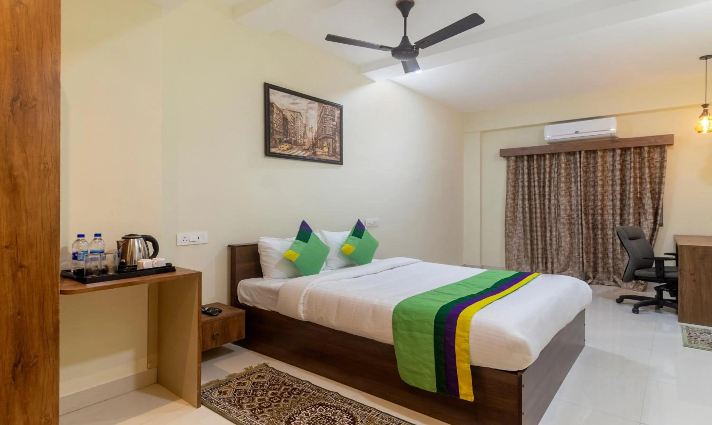 Bed in Treebo Navya The Park