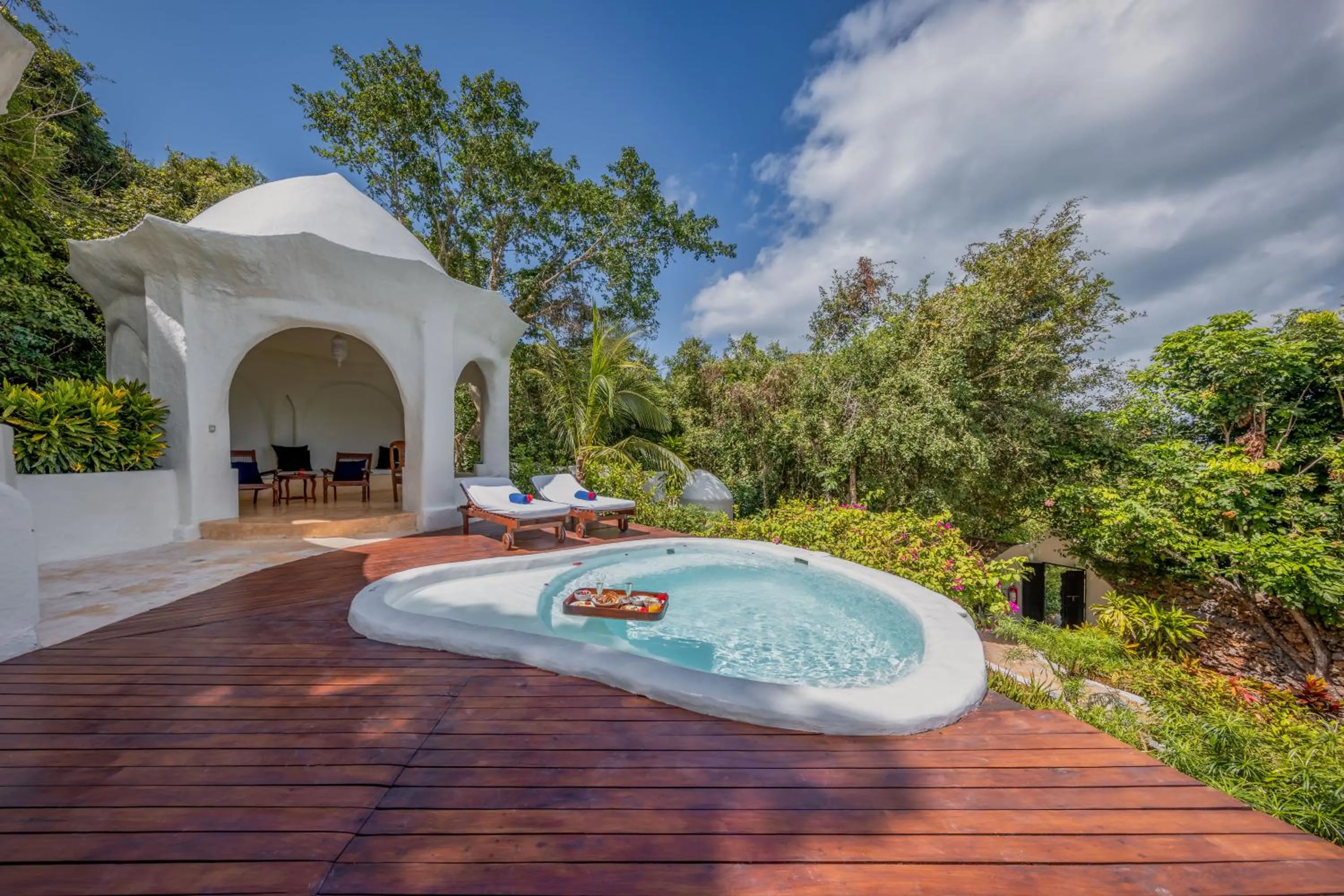 Pool view in Kilindi Zanzibar