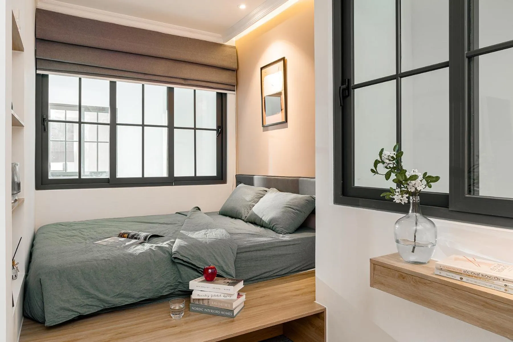 Bed in M Village Living Hoàng Văn Thụ