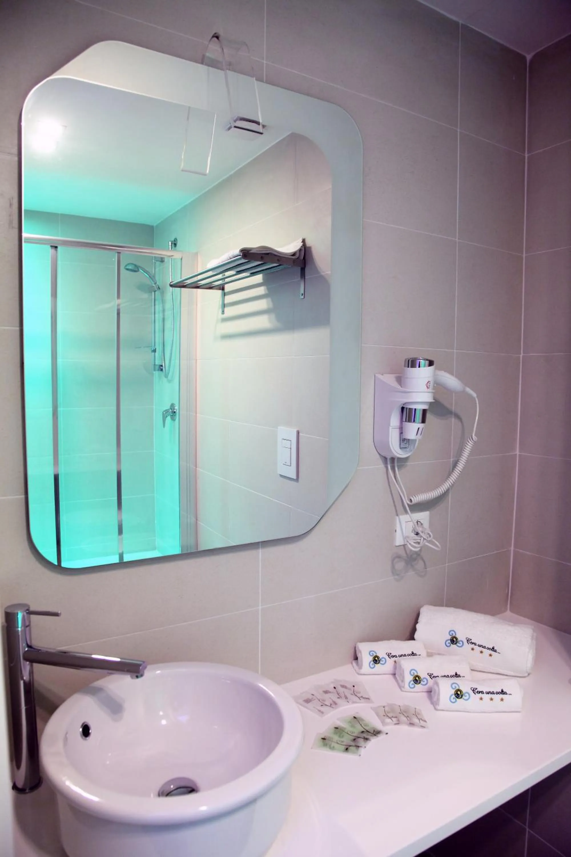 Decorative detail in C'era Una Volta